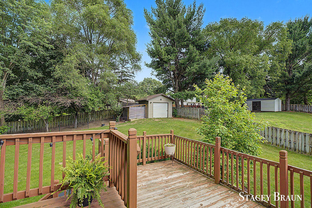 8264 Atlanta Court NE Rockford MI 49341