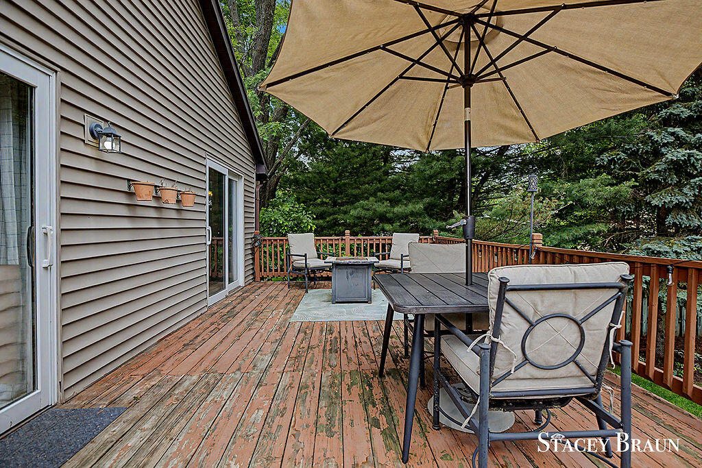 8264 Atlanta Court NE Rockford MI 49341