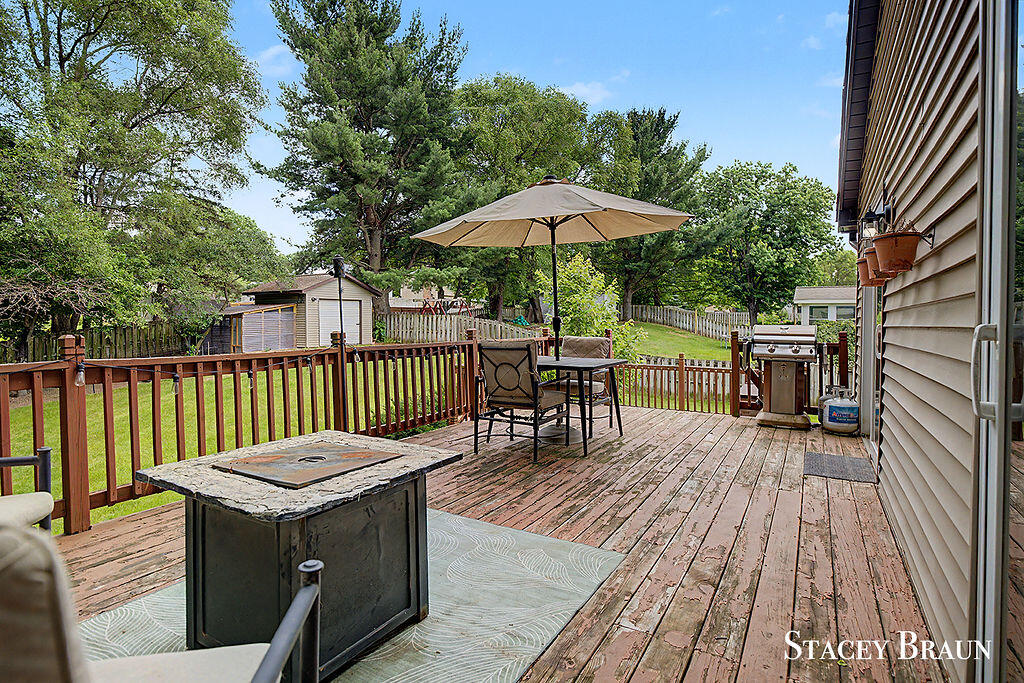 8264 Atlanta Court NE Rockford MI 49341