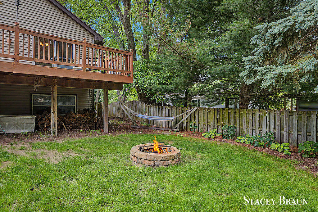 8264 Atlanta Court NE Rockford MI 49341