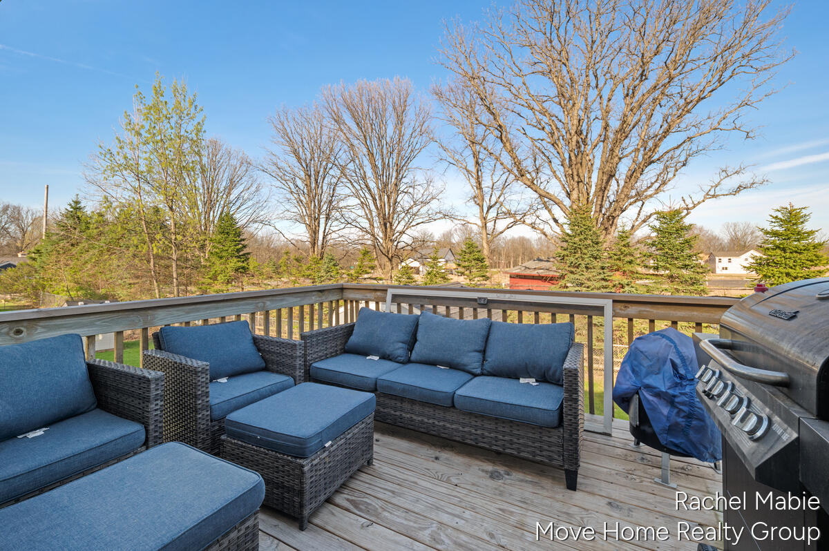 5114 Taylor Ridge Drive SE Grand Rapids MI 49512