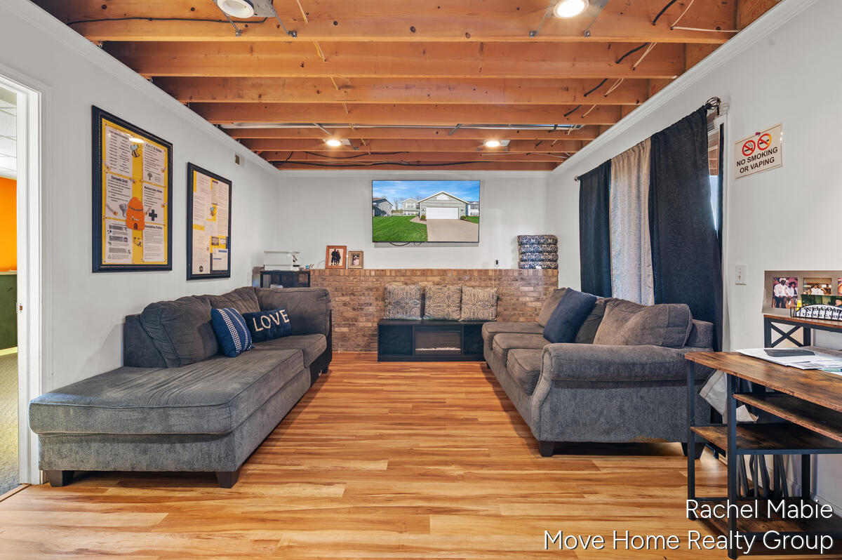 5114 Taylor Ridge Drive SE Grand Rapids MI 49512