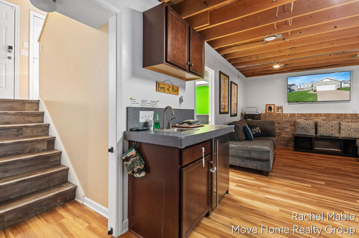 5114 Taylor Ridge Drive SE Grand Rapids MI 49512