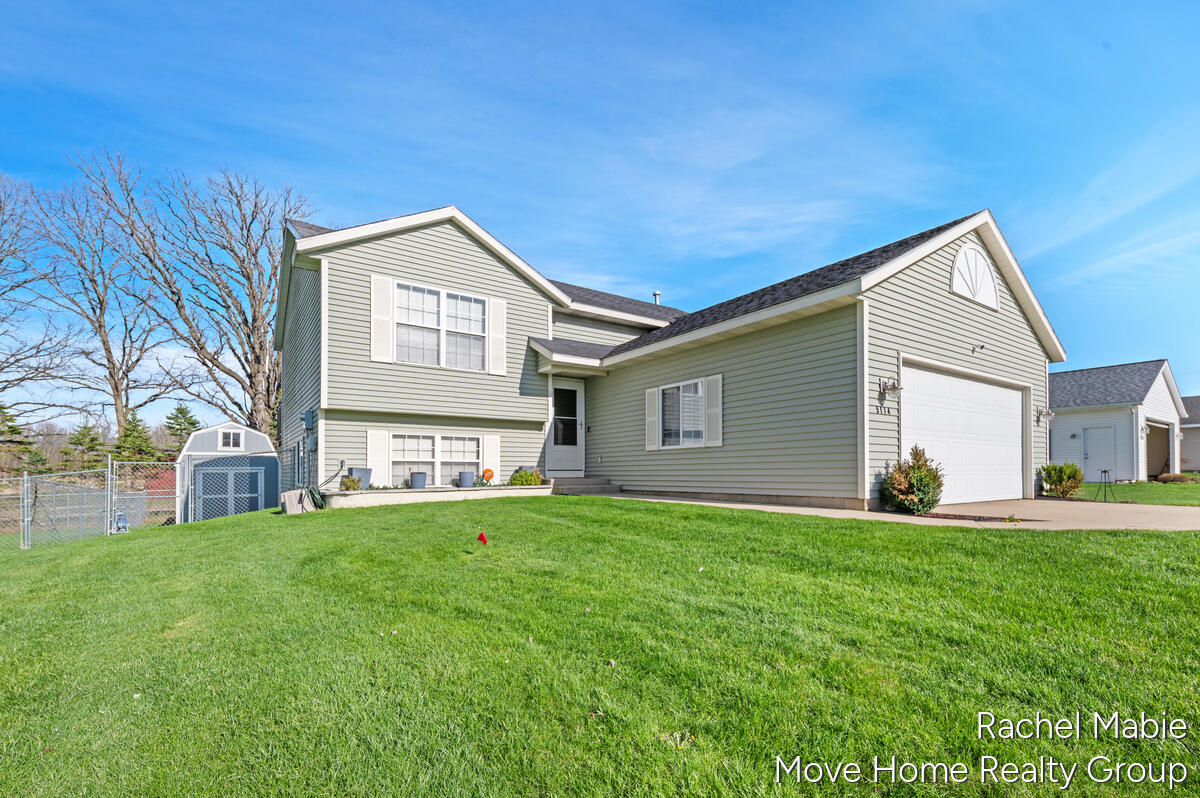 5114 Taylor Ridge Drive SE Grand Rapids MI 49512