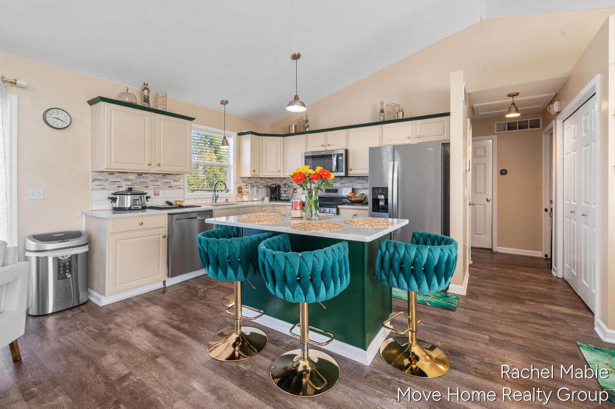 5114 Taylor Ridge Drive SE Grand Rapids MI 49512