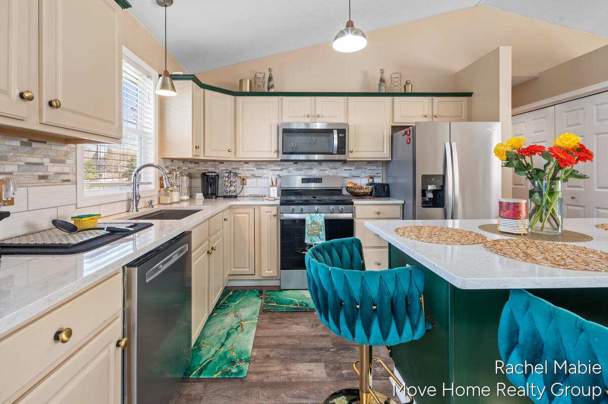 5114 Taylor Ridge Drive SE Grand Rapids MI 49512