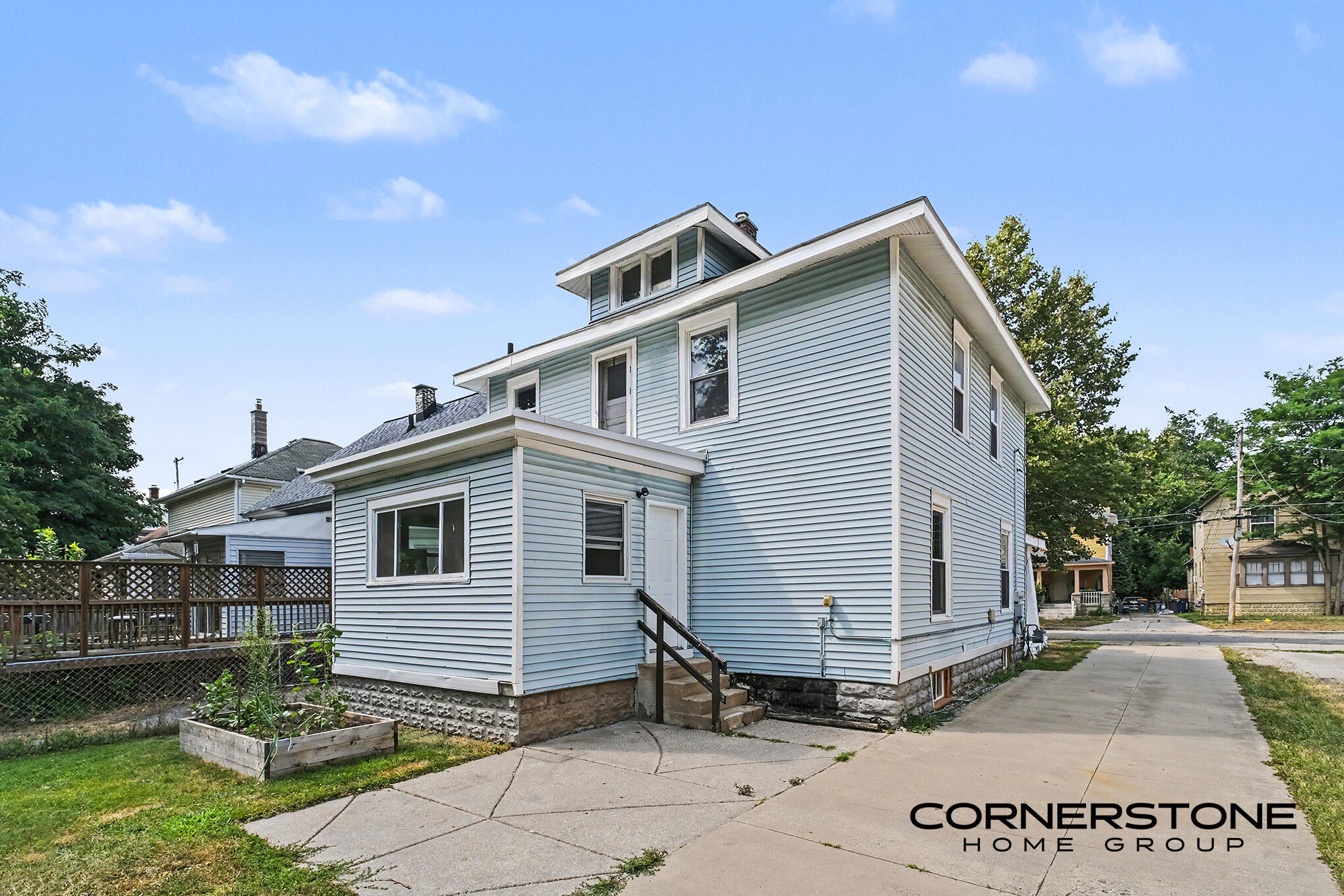 940 Chatham Street NW Grand Rapids MI 49504