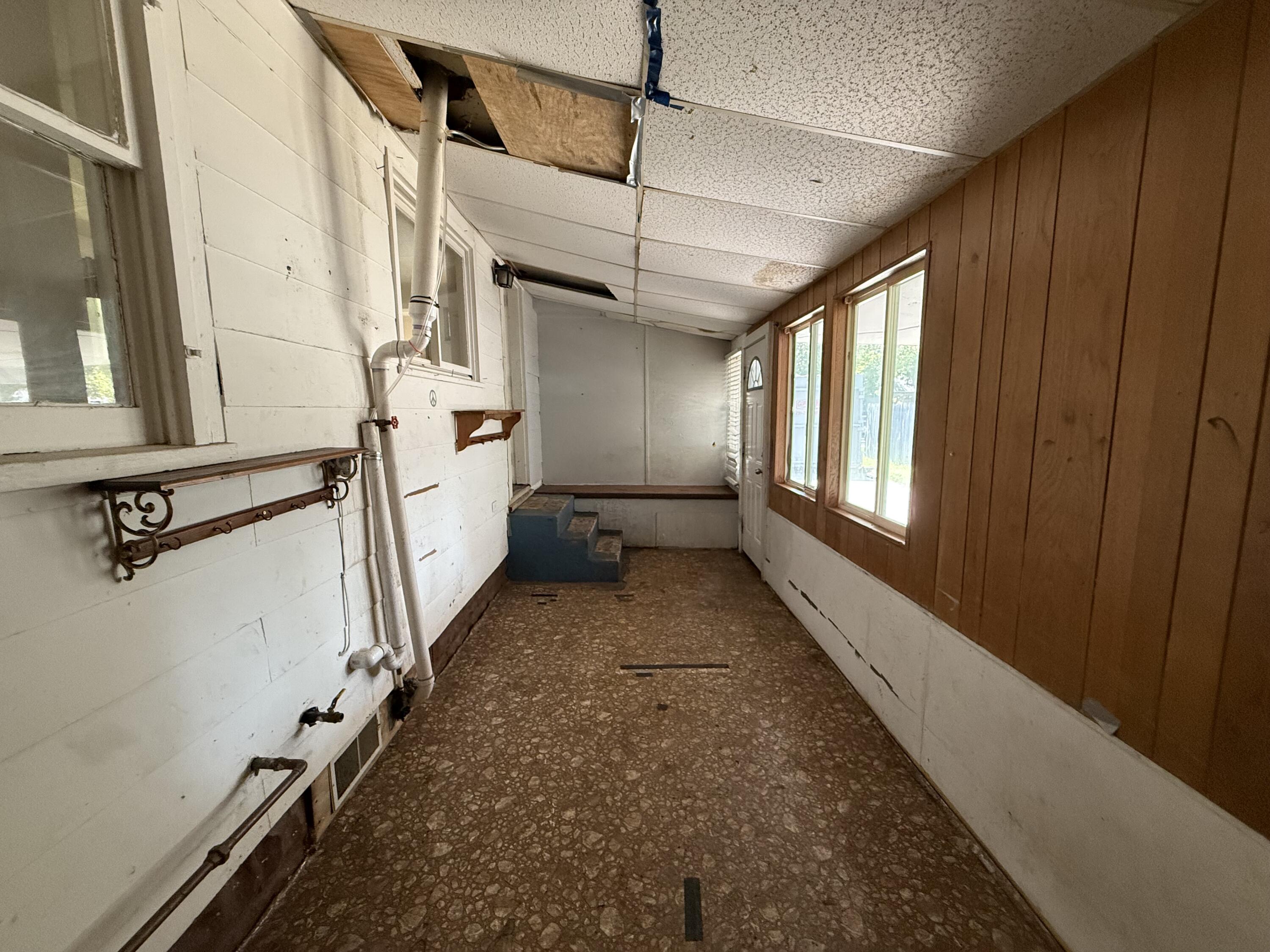758 Oak Avenue Muskegon MI 49442