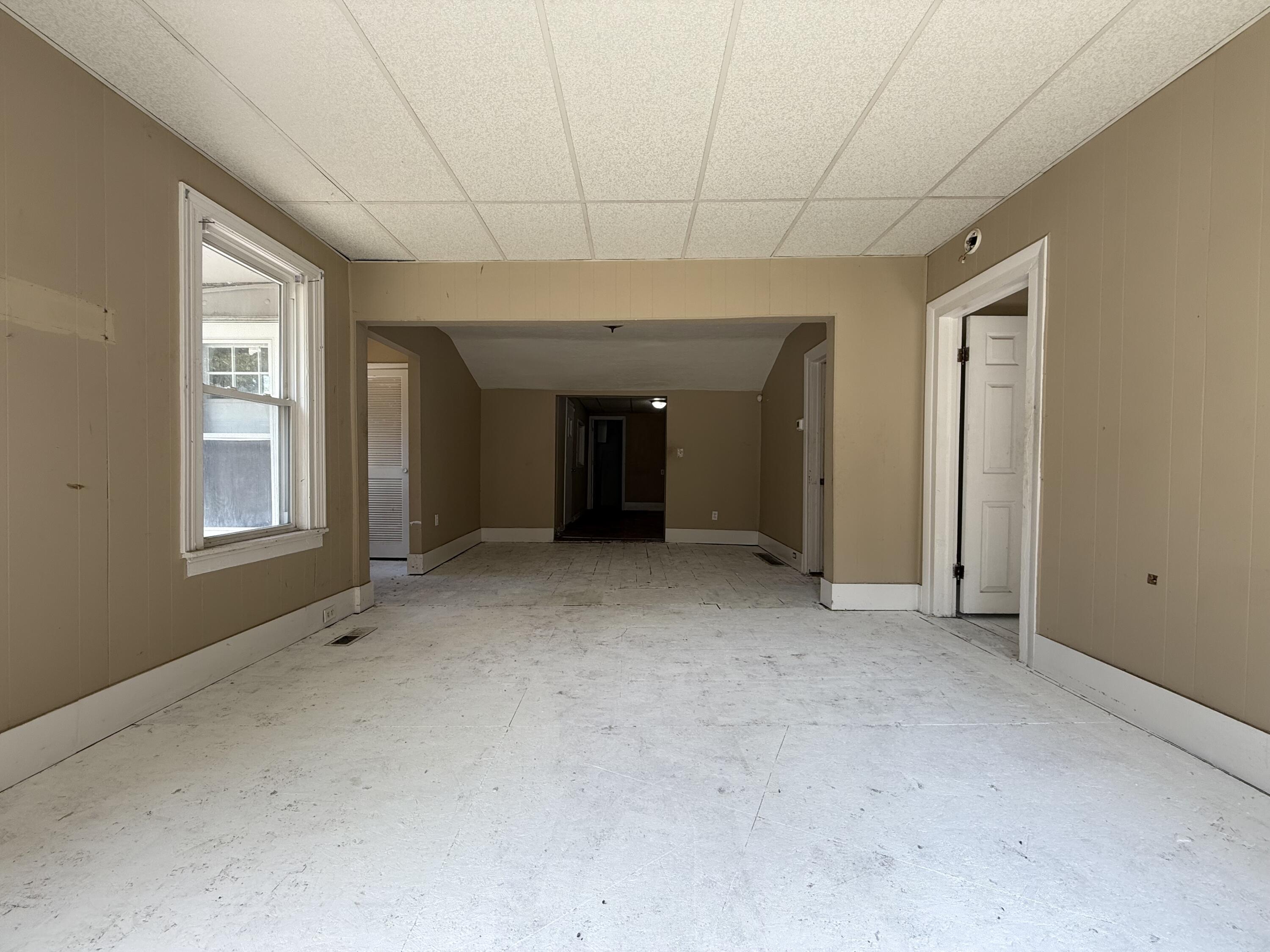 758 Oak Avenue Muskegon MI 49442
