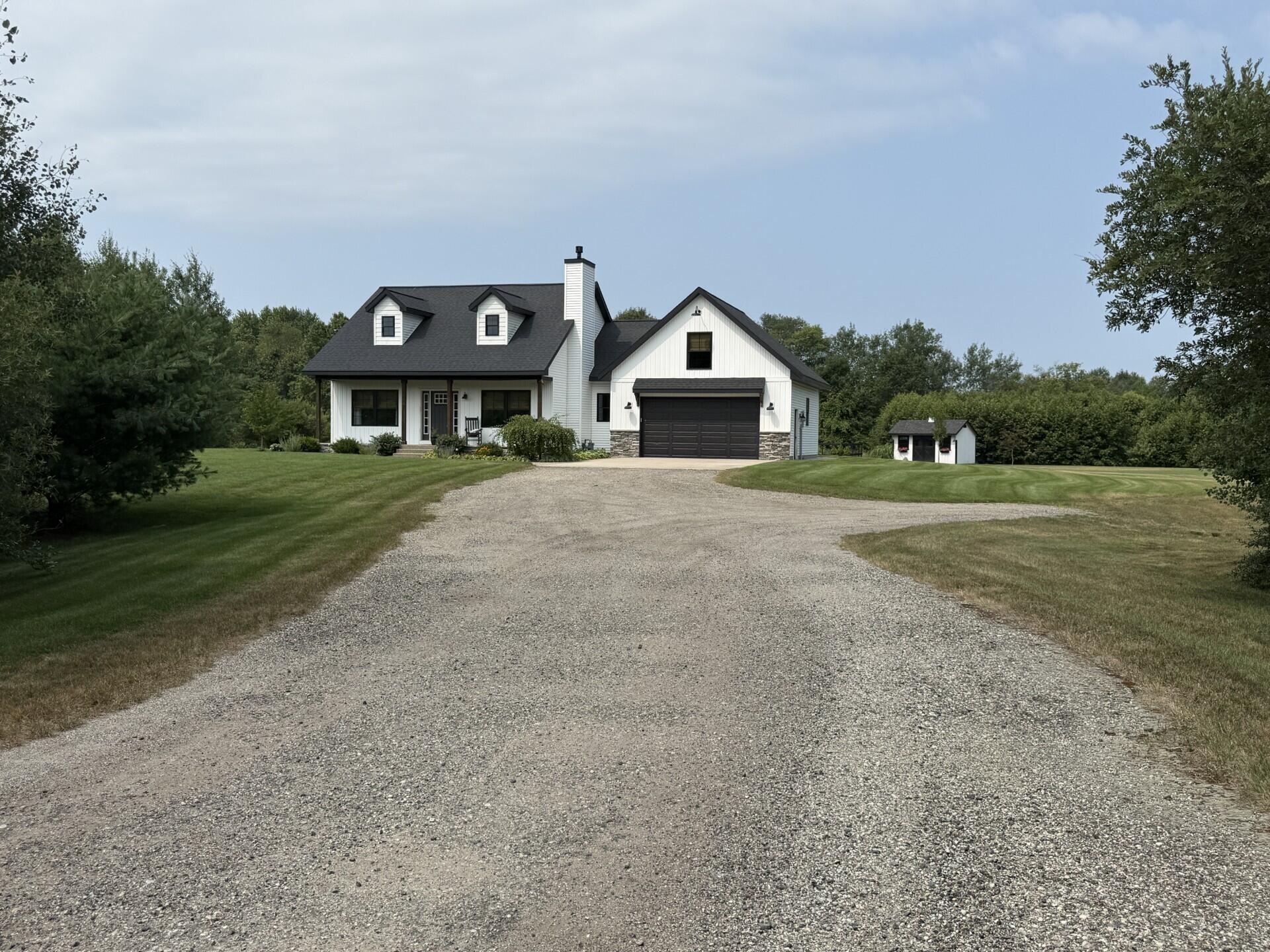 2281 N Green Creek Road Muskegon MI 49445