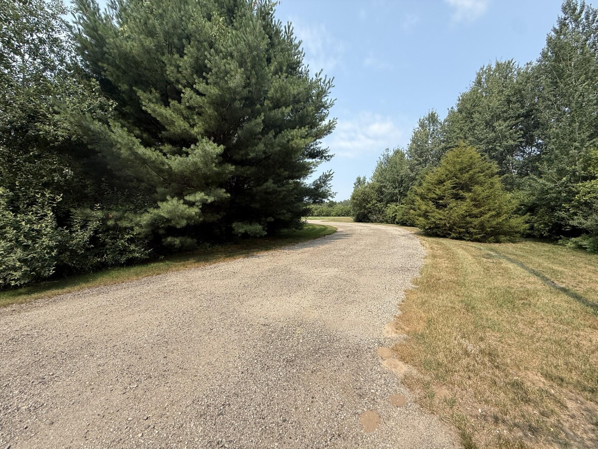 2281 N Green Creek Road Muskegon MI 49445