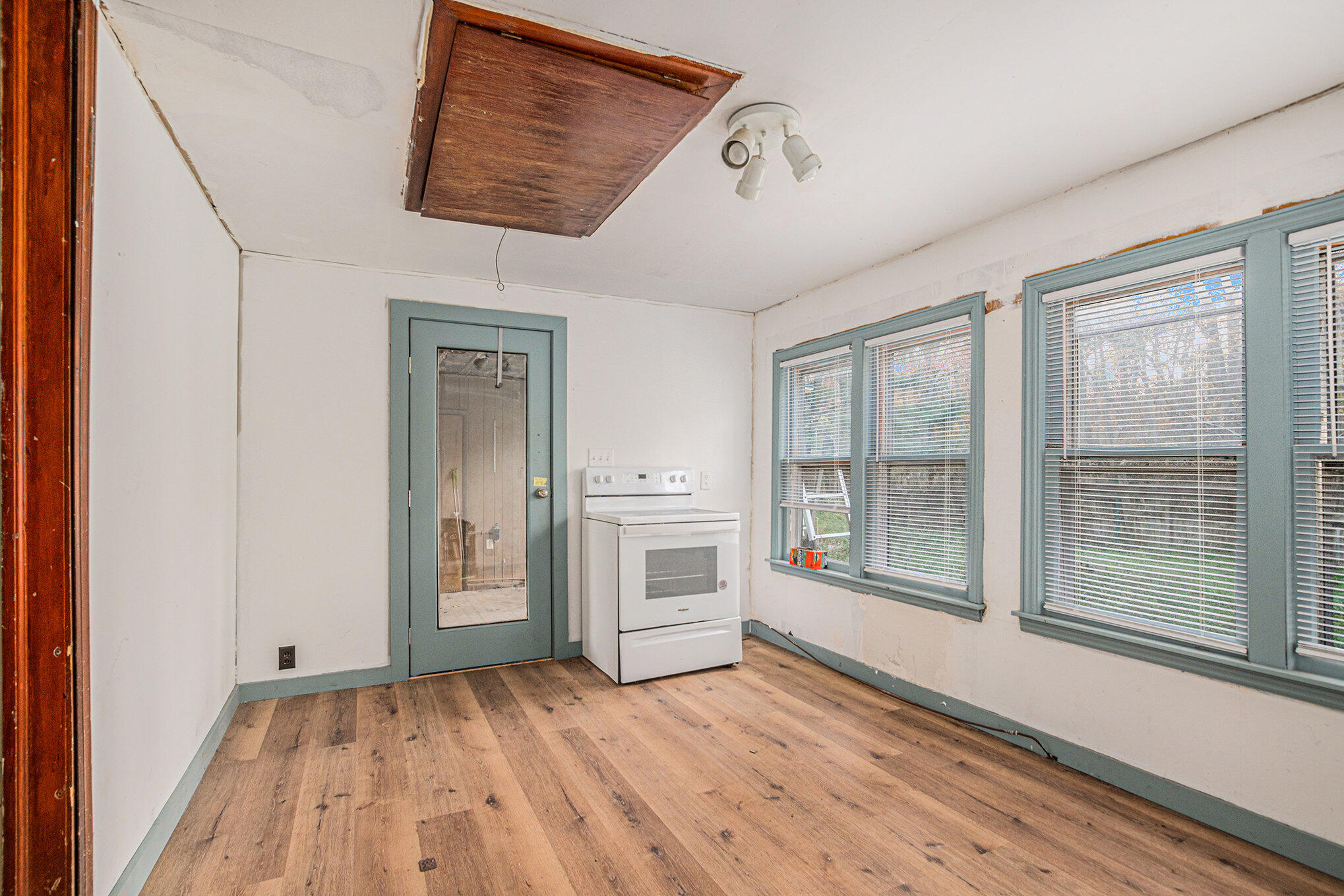 1103 W Mt Garfield Road Norton Shores MI 49441
