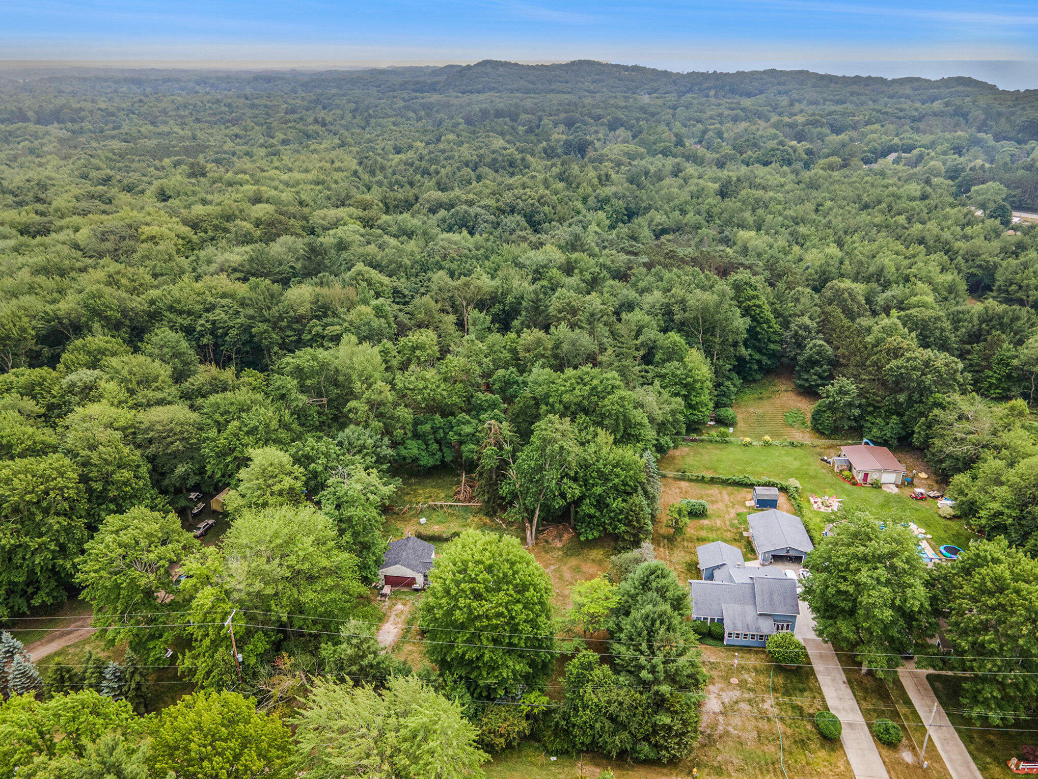 1103 W Mt Garfield Road Norton Shores MI 49441