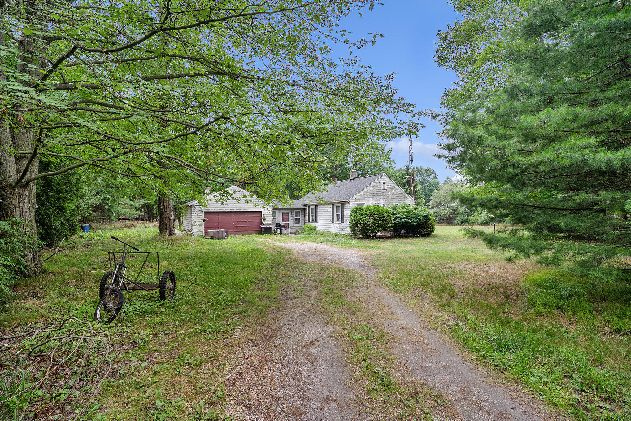 1103 W Mt Garfield Road Norton Shores MI 49441