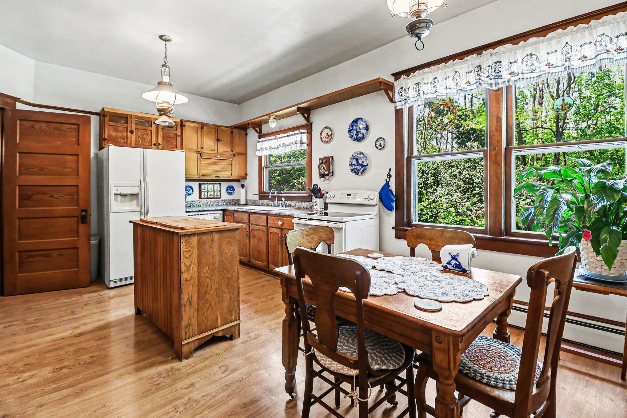 4539 S Lakeshore Drive Ludington MI 49431