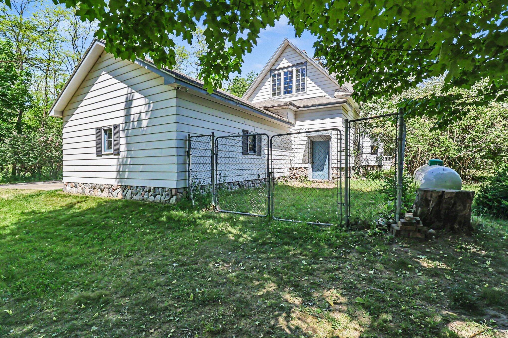 4539 S Lakeshore Drive Ludington MI 49431