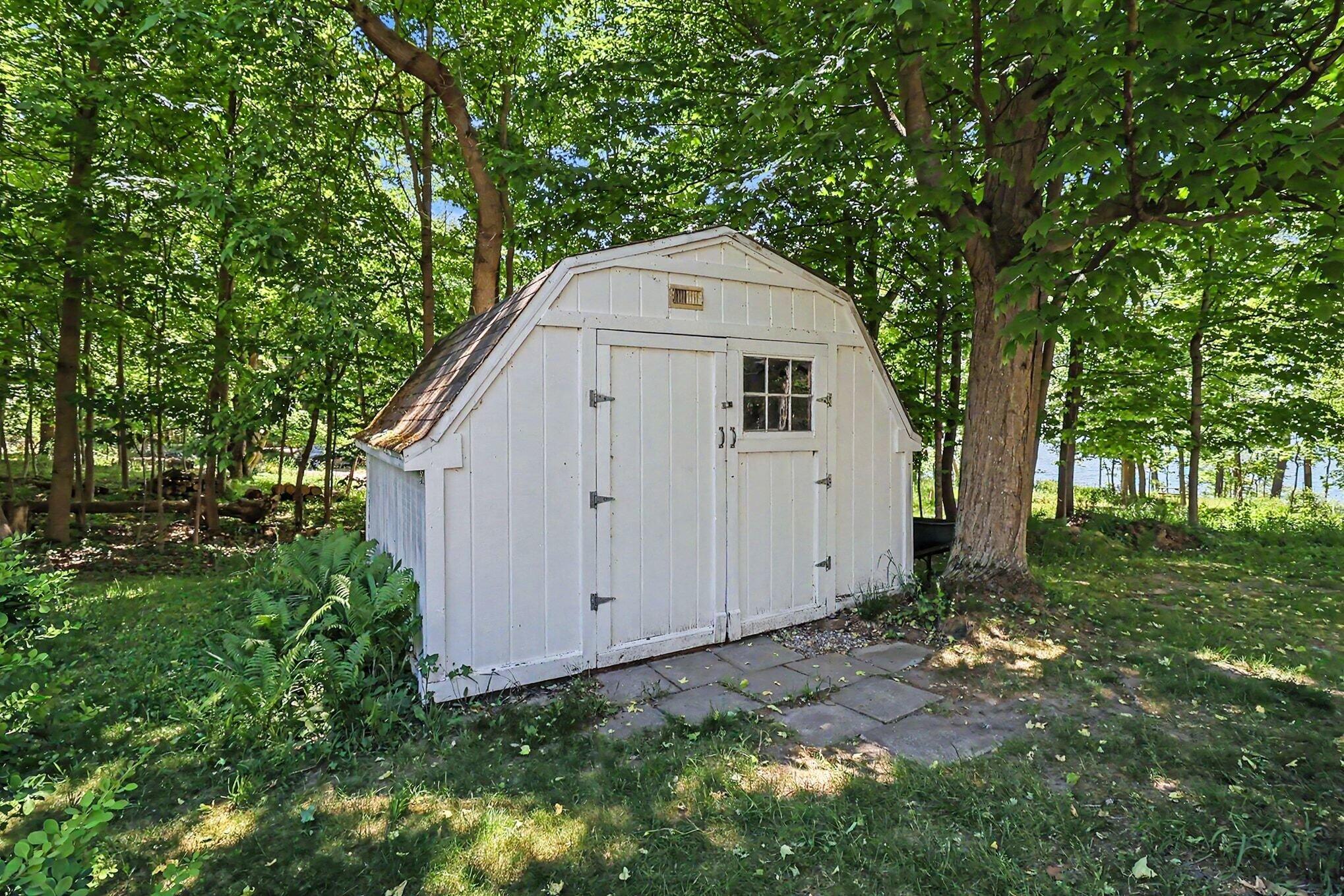 4539 S Lakeshore Drive Ludington MI 49431