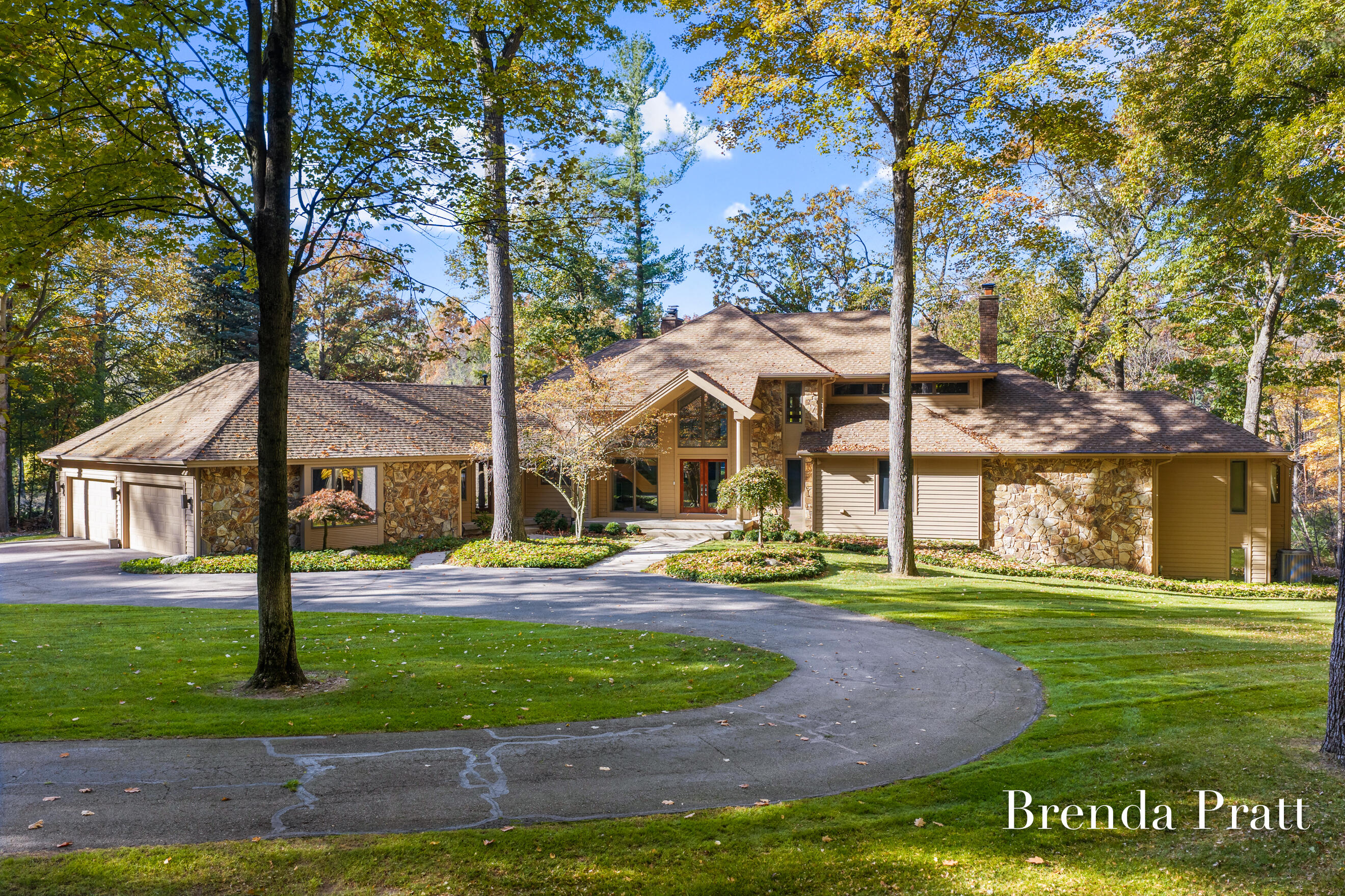 2009 Timber Trail Drive SE Ada MI 49301