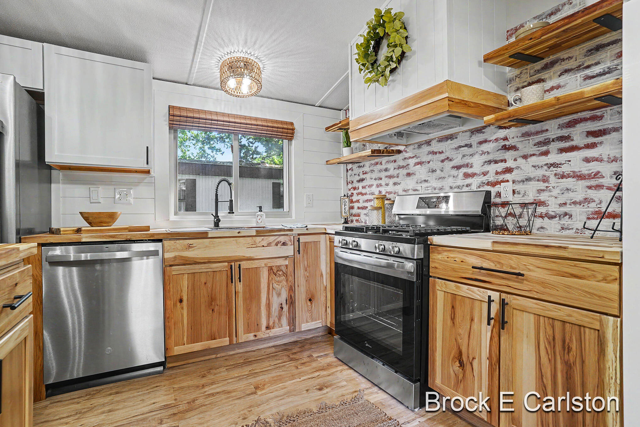 1161 Calgary Drive Norton Shores MI 49444