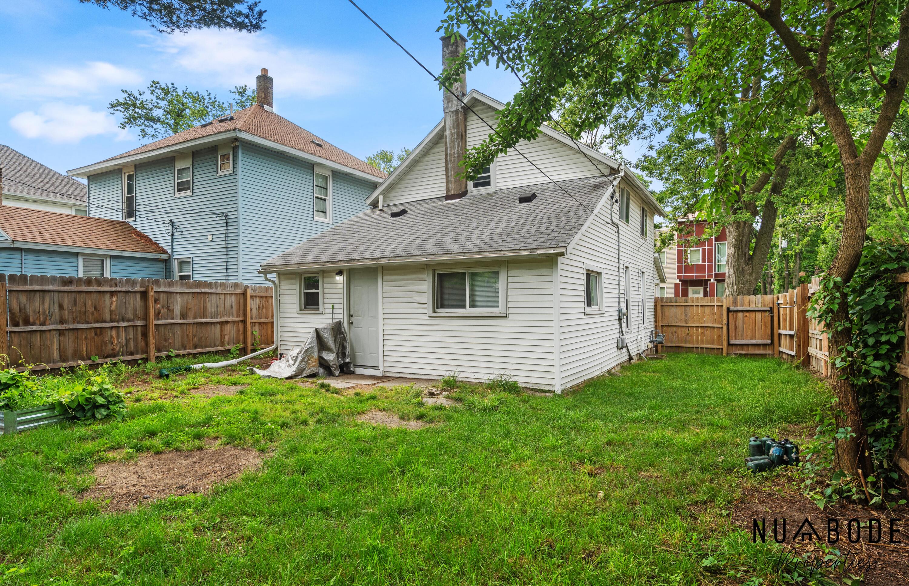461 Gilbert Street SE Grand Rapids MI 49507
