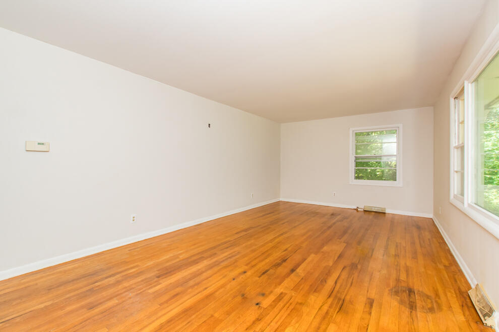8605 W F Avenue Kalamazoo MI 49009