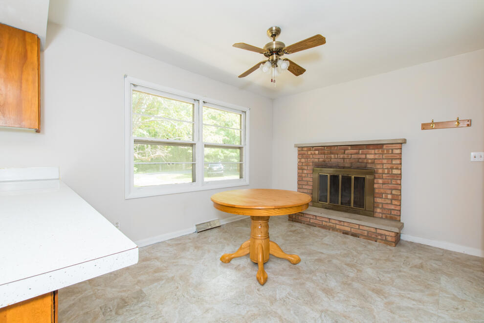 8605 W F Avenue Kalamazoo MI 49009