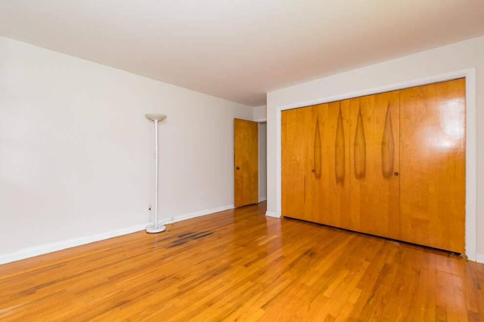 8605 W F Avenue Kalamazoo MI 49009
