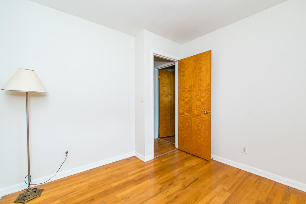 8605 W F Avenue Kalamazoo MI 49009