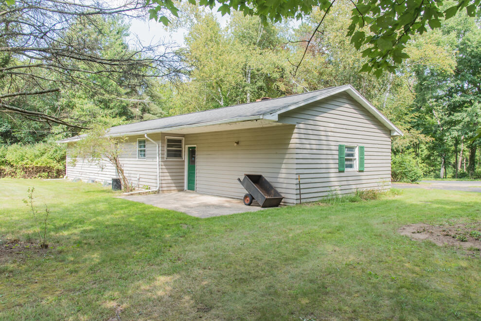 8605 W F Avenue Kalamazoo MI 49009