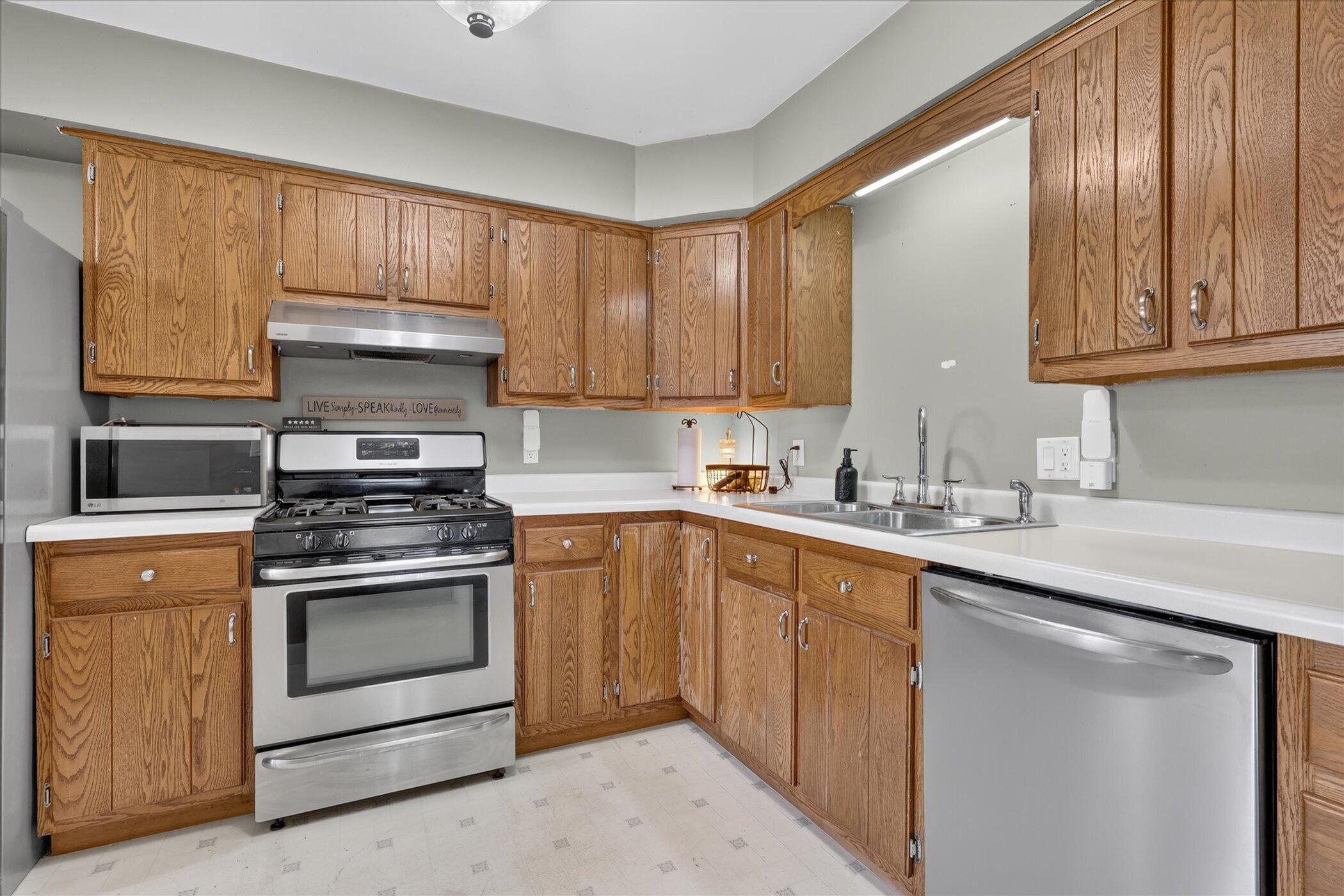 4341 Brewer Street Muskegon MI 49444