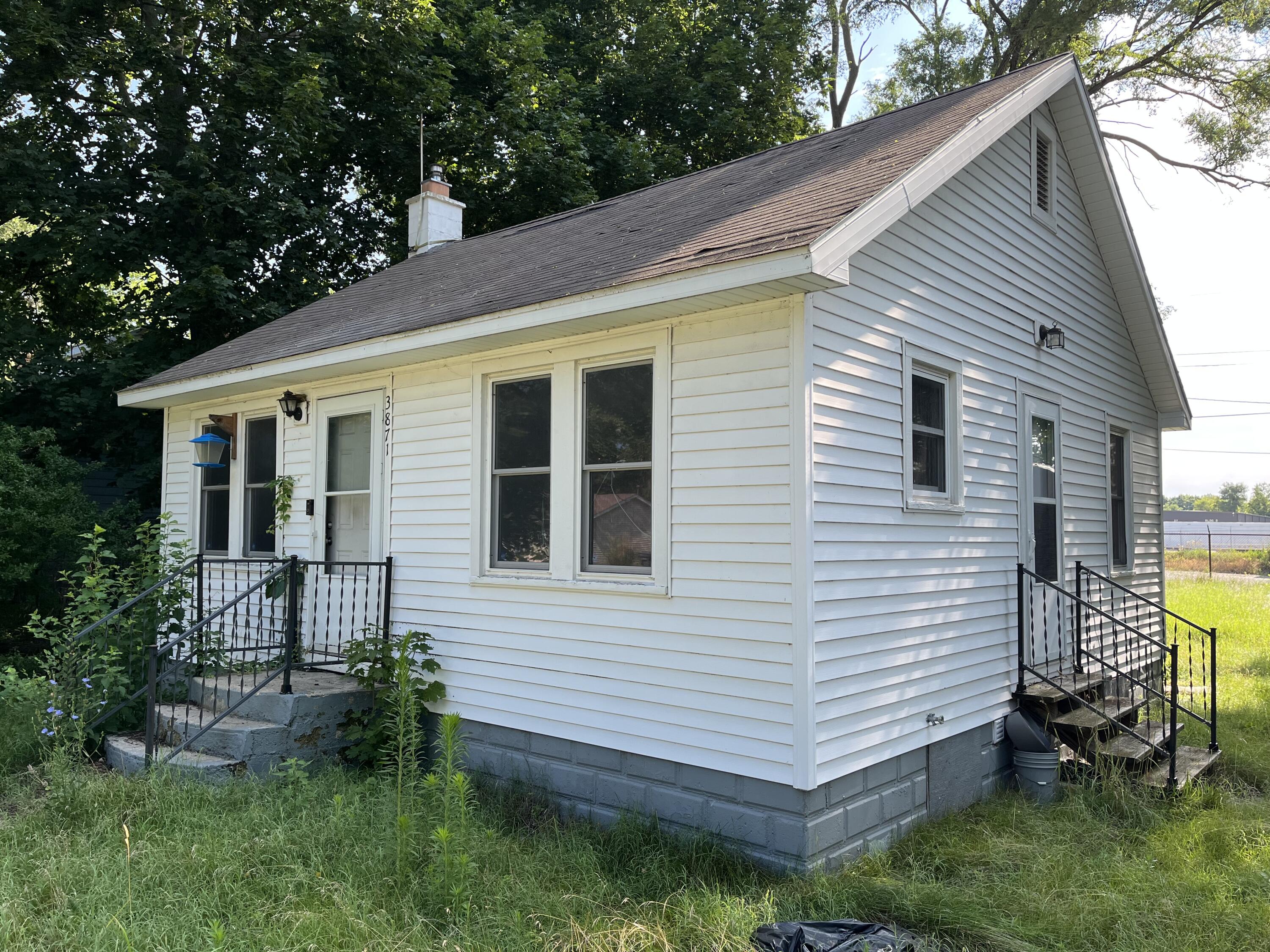 3871 Main Street Benton Harbor MI 49022