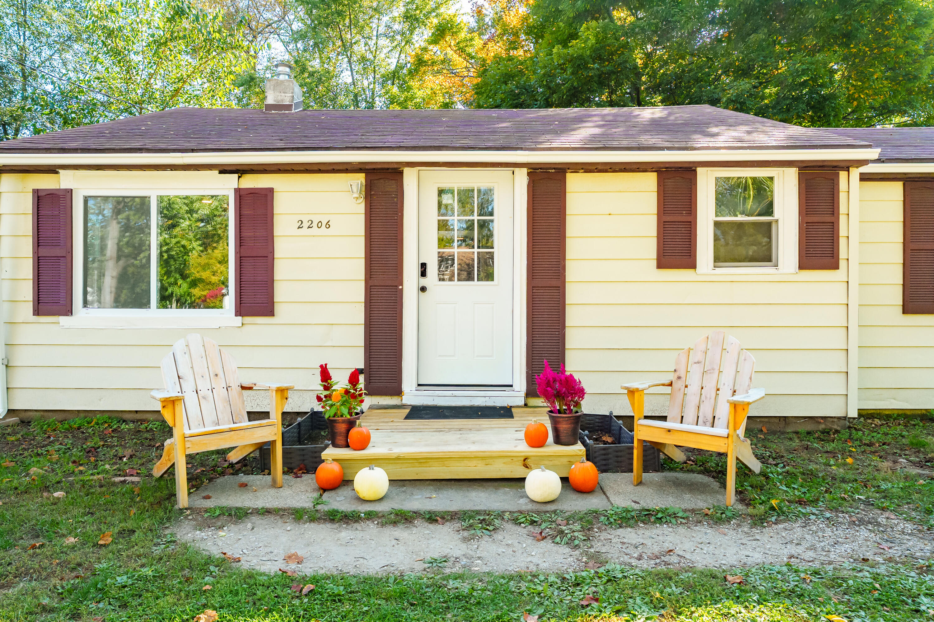 2206 Eckener Portage MI 49002