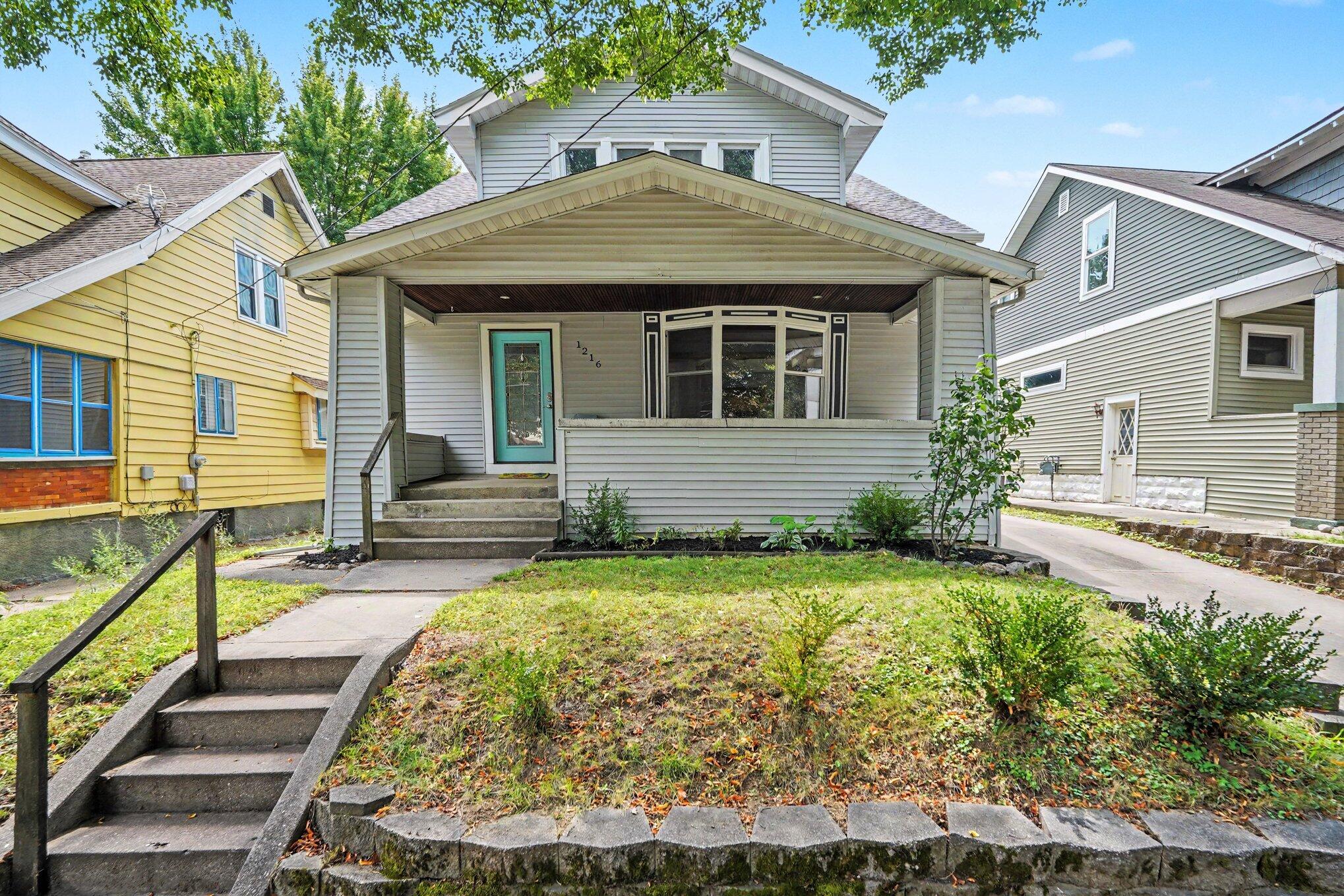 1216 Hovey Street SW Grand Rapids MI 49504