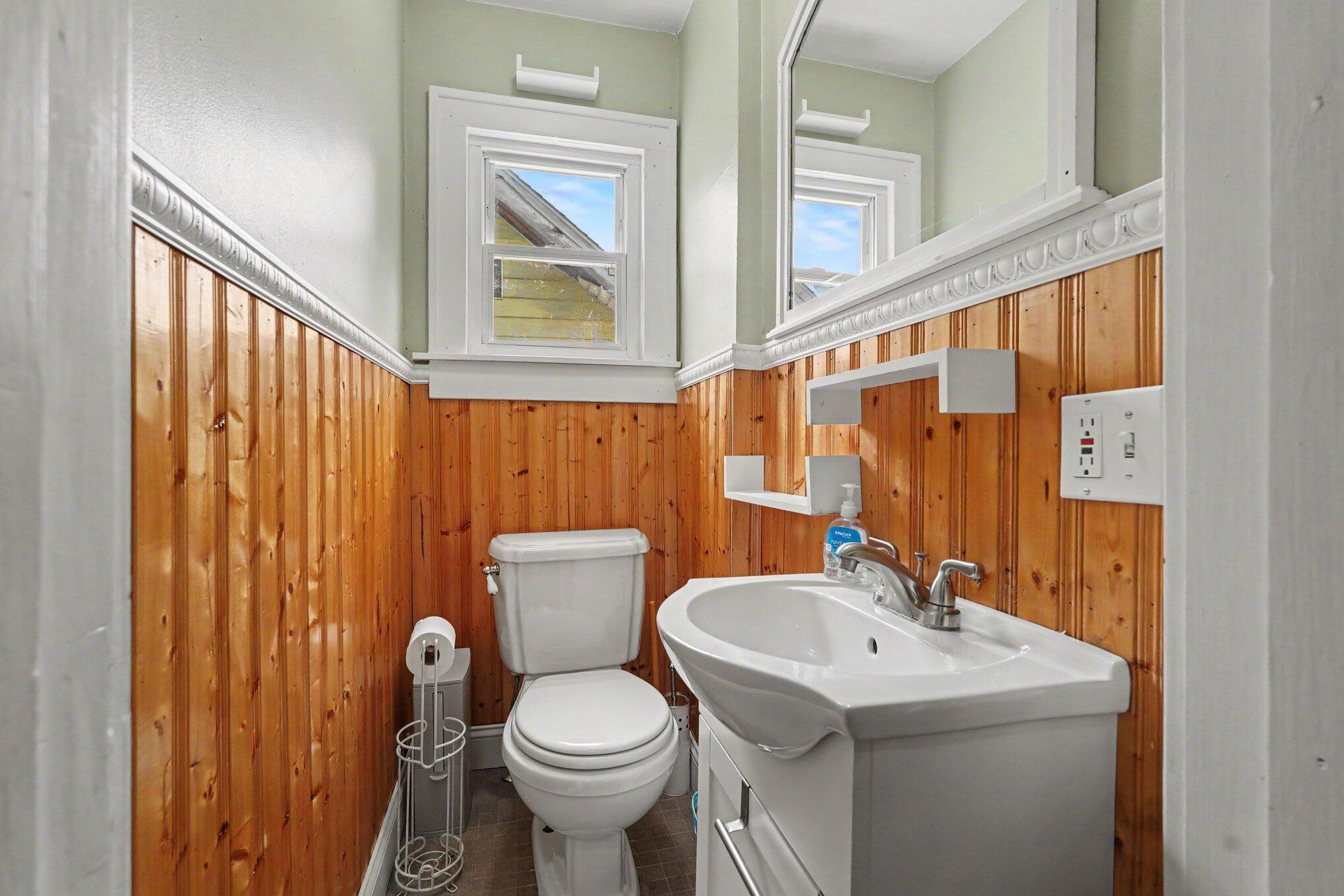 1216 Hovey Street SW Grand Rapids MI 49504