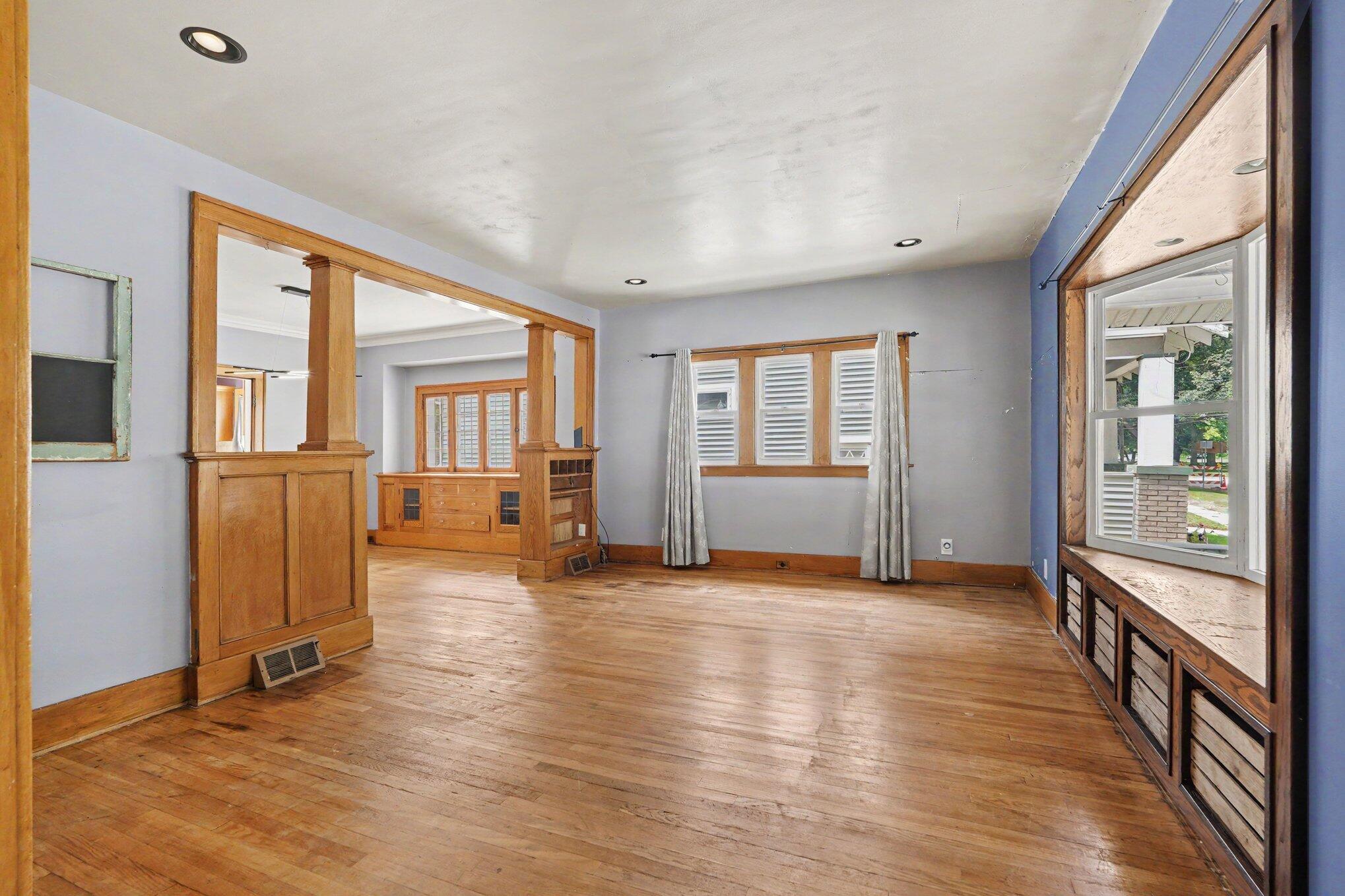 1216 Hovey Street SW Grand Rapids MI 49504