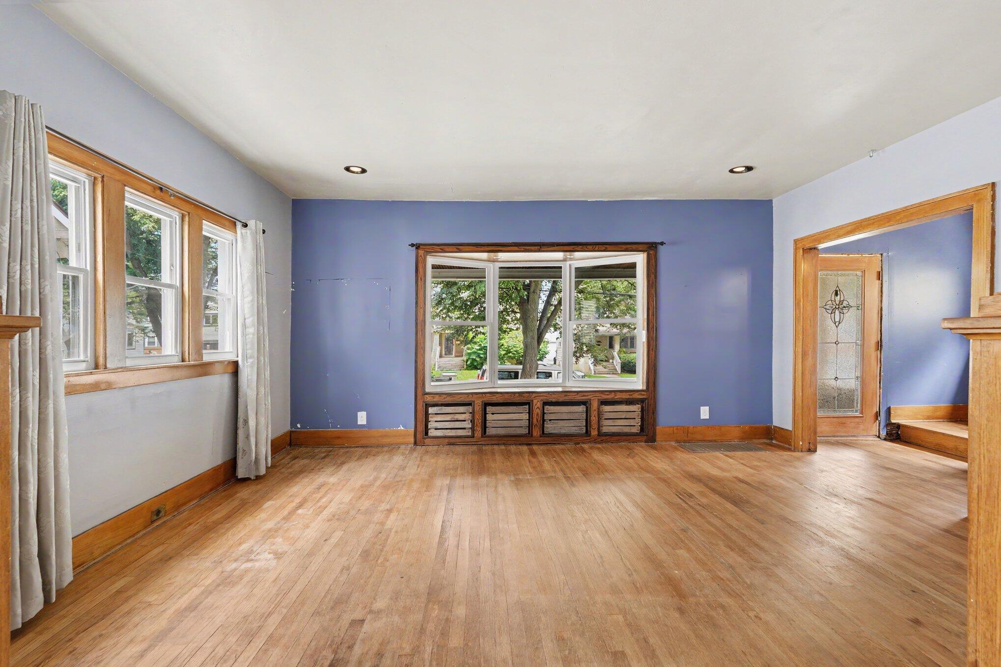 1216 Hovey Street SW Grand Rapids MI 49504