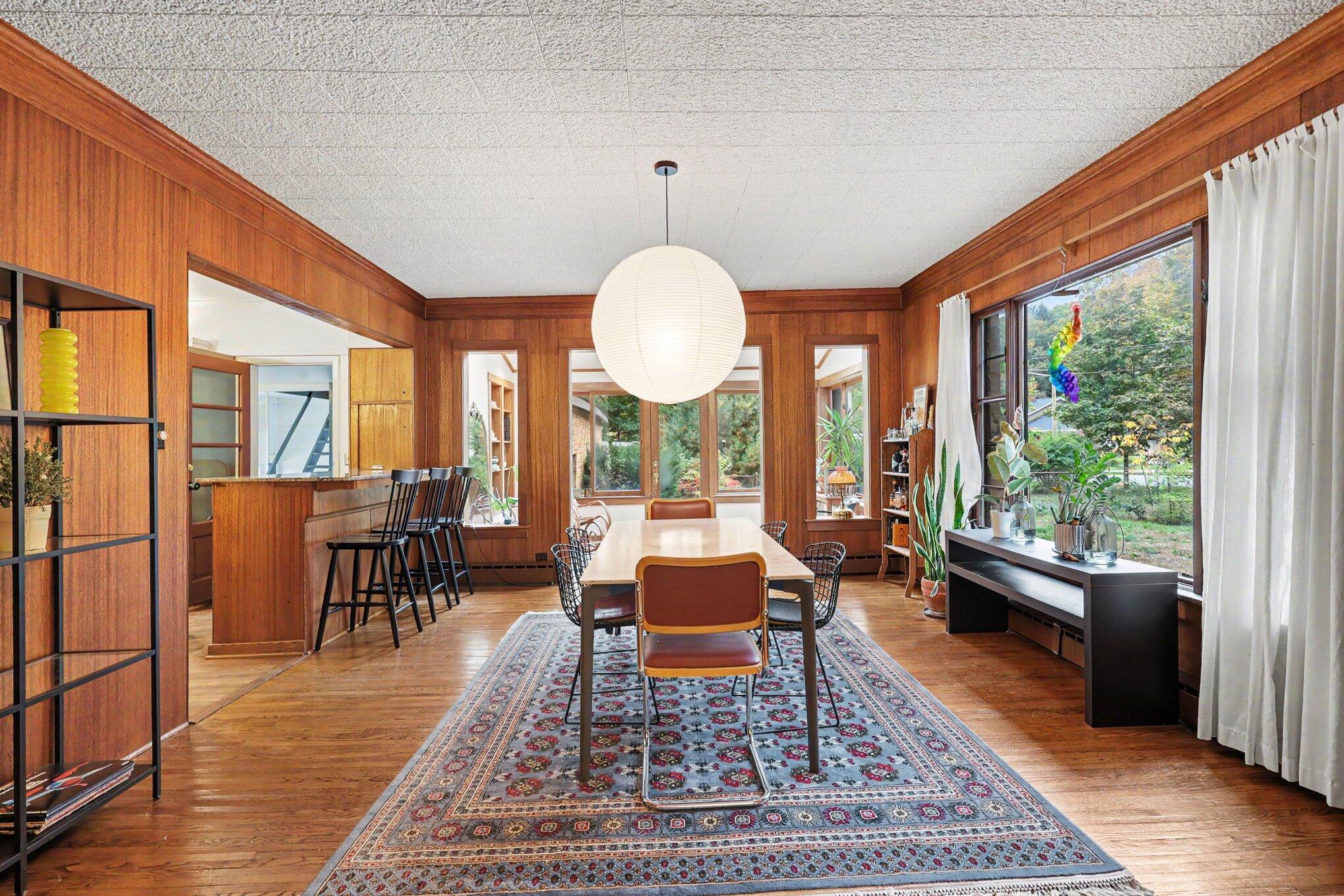 1739 Hendrick Road Norton Shores MI 49441