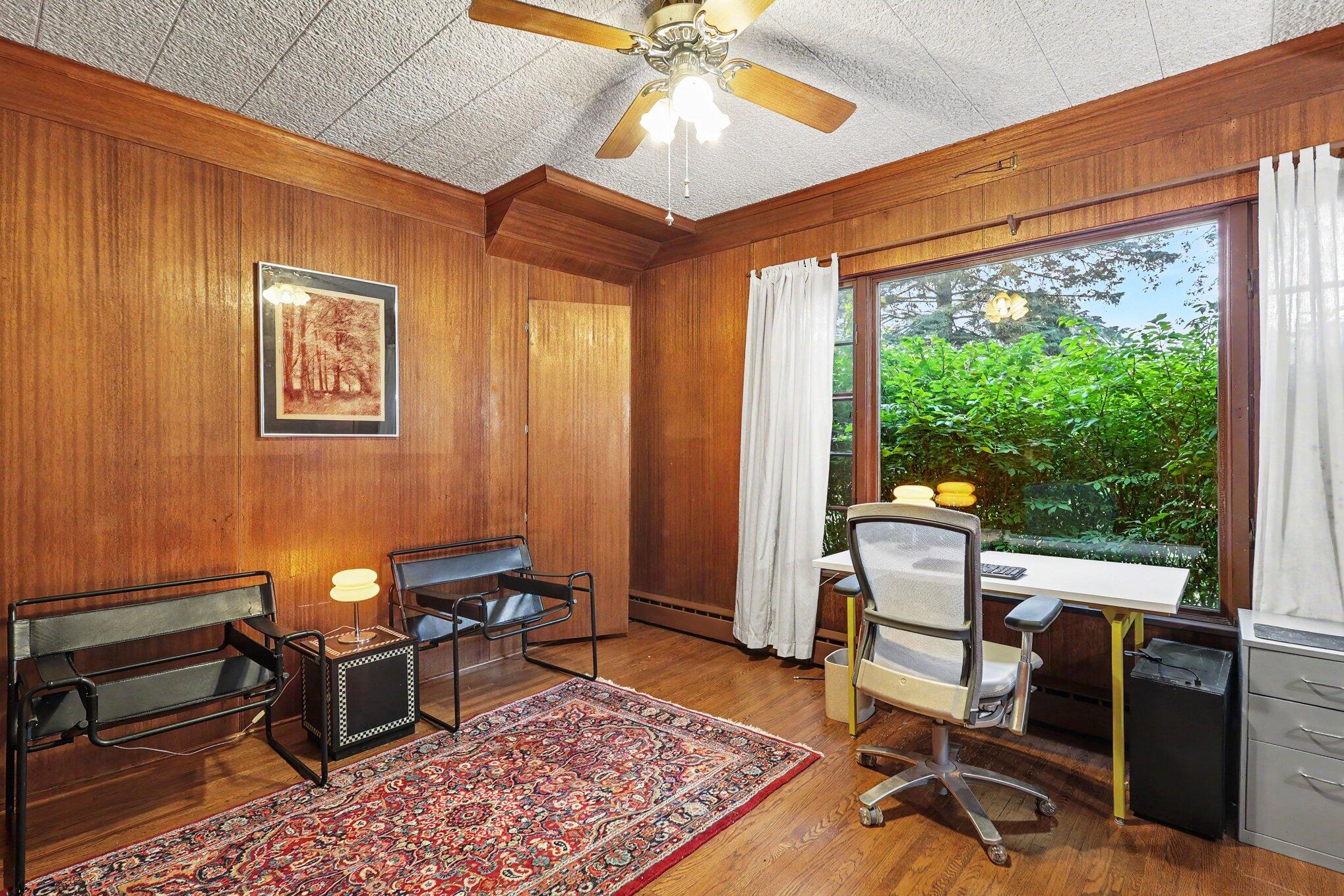 1739 Hendrick Road Norton Shores MI 49441