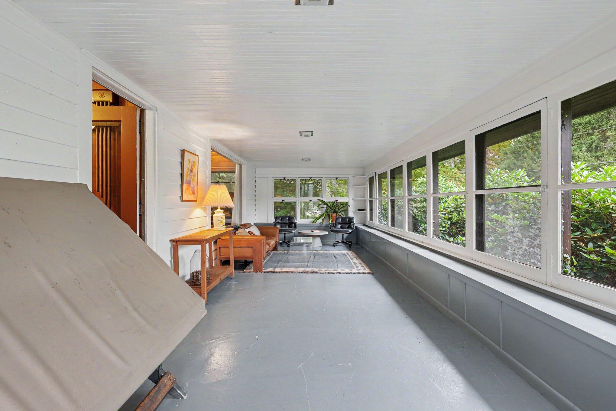 1739 Hendrick Road Norton Shores MI 49441