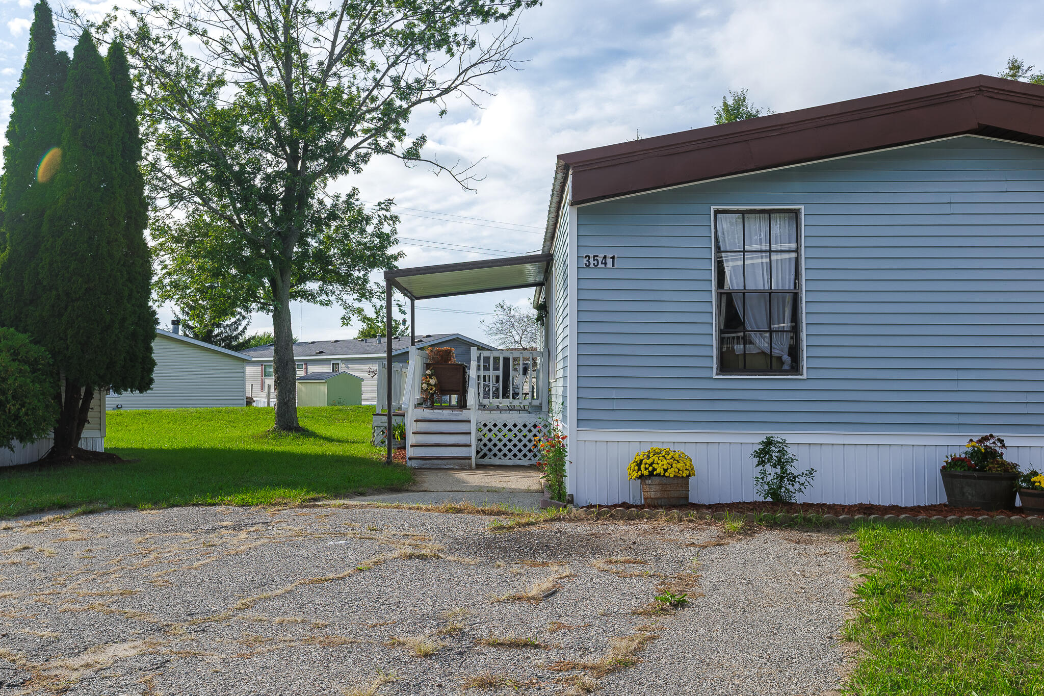 3541 Pine Knob Street NW Grand Rapids MI 49544