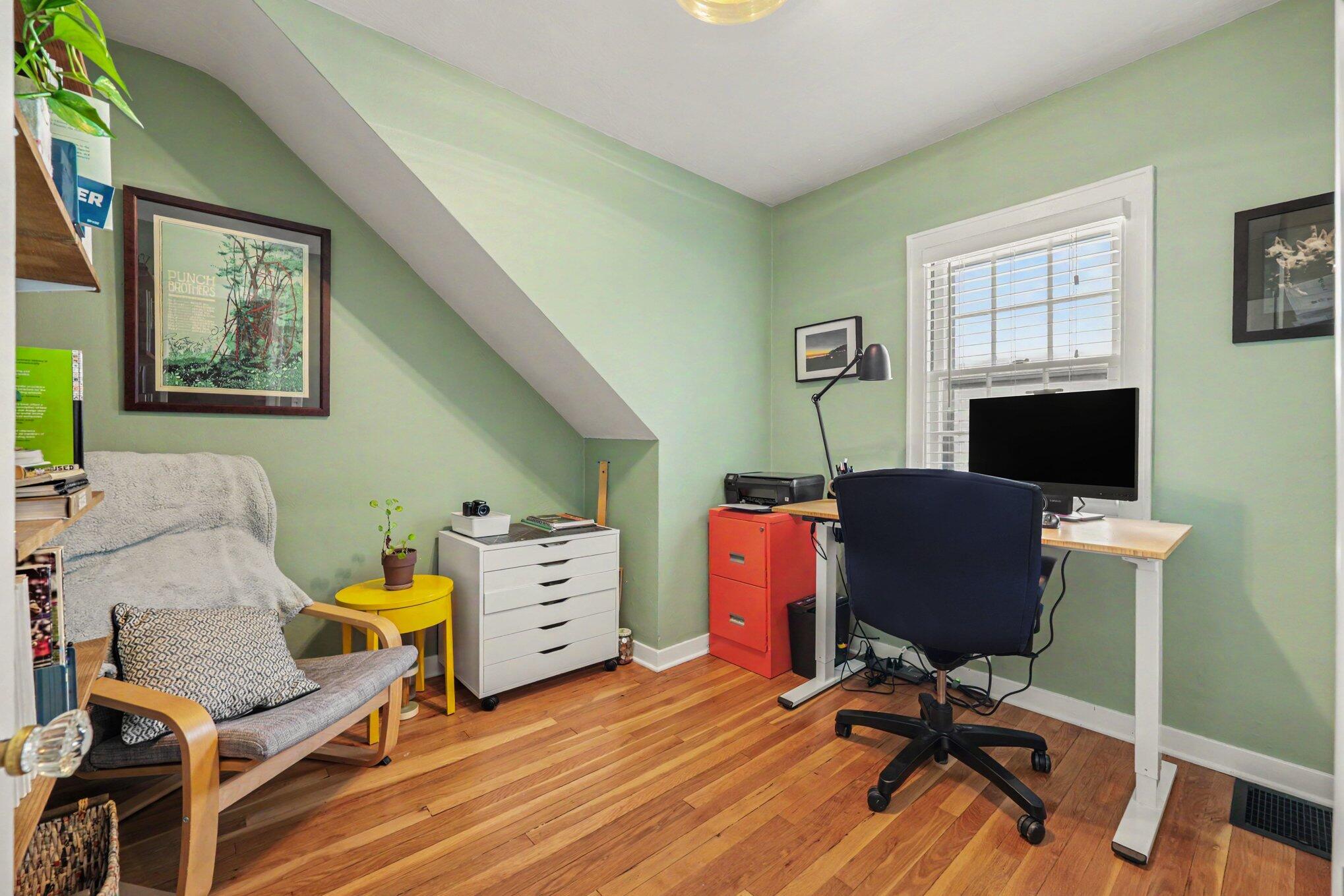 2050 Houseman Avenue NE Grand Rapids MI 49505