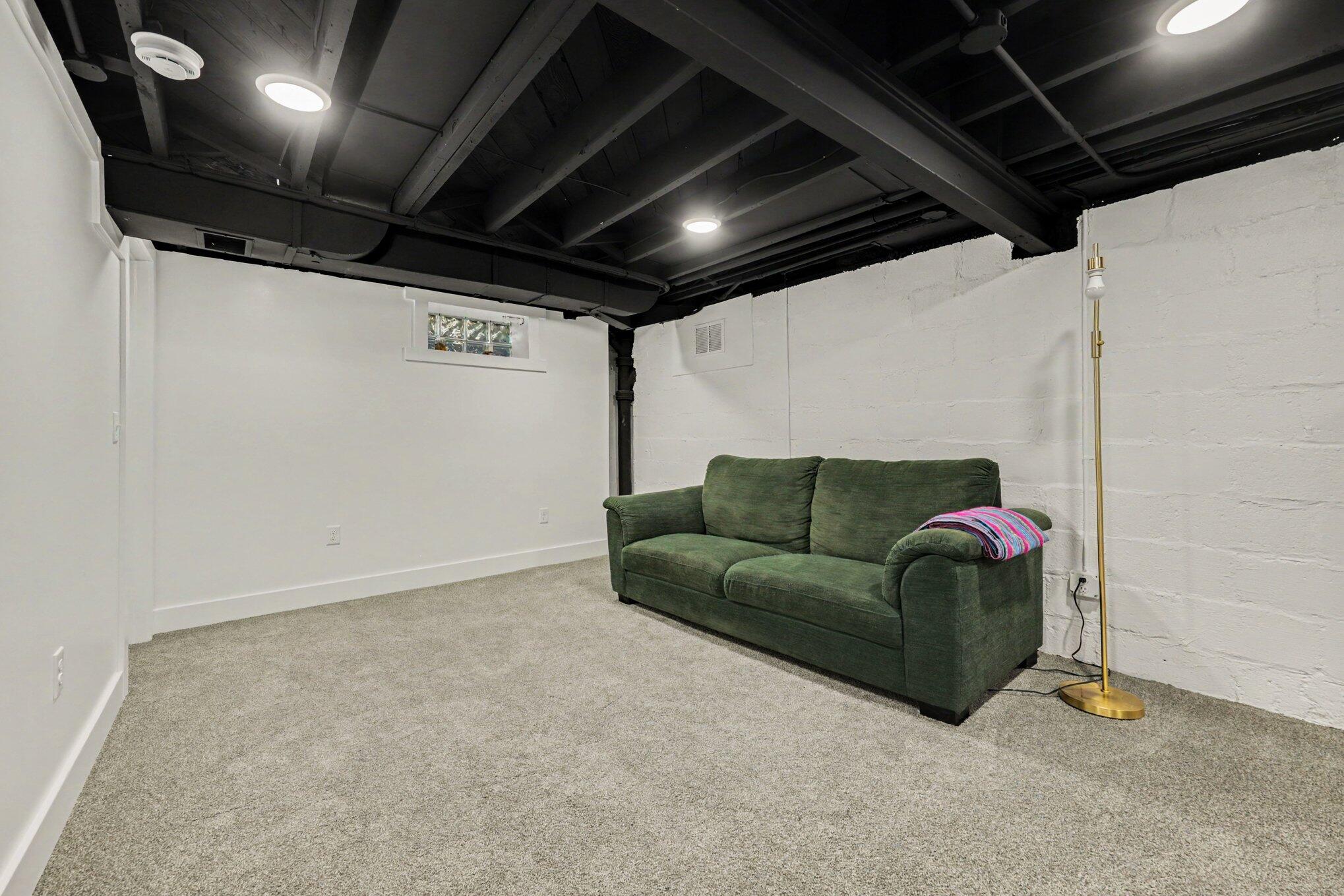 2050 Houseman Avenue NE Grand Rapids MI 49505