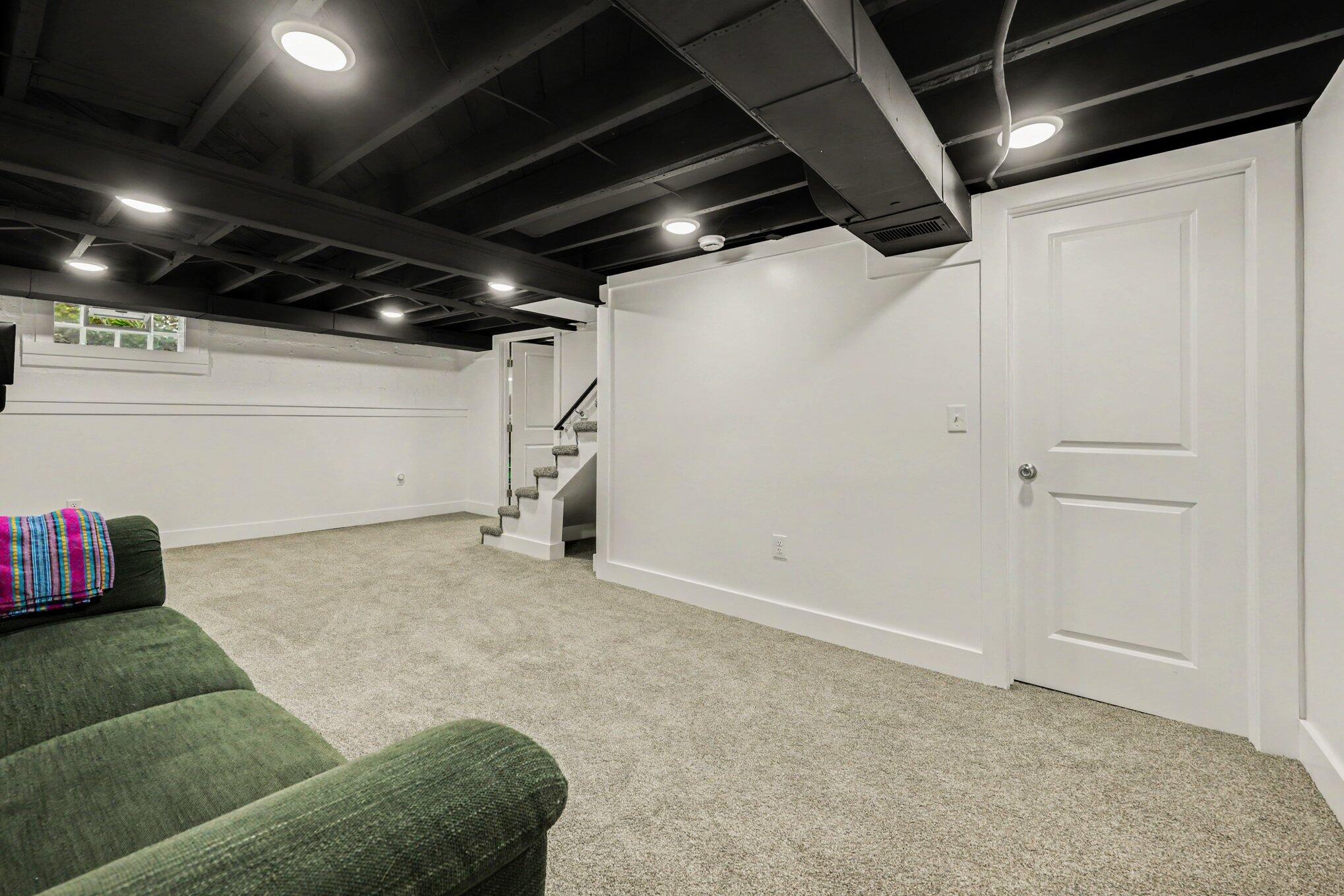 2050 Houseman Avenue NE Grand Rapids MI 49505