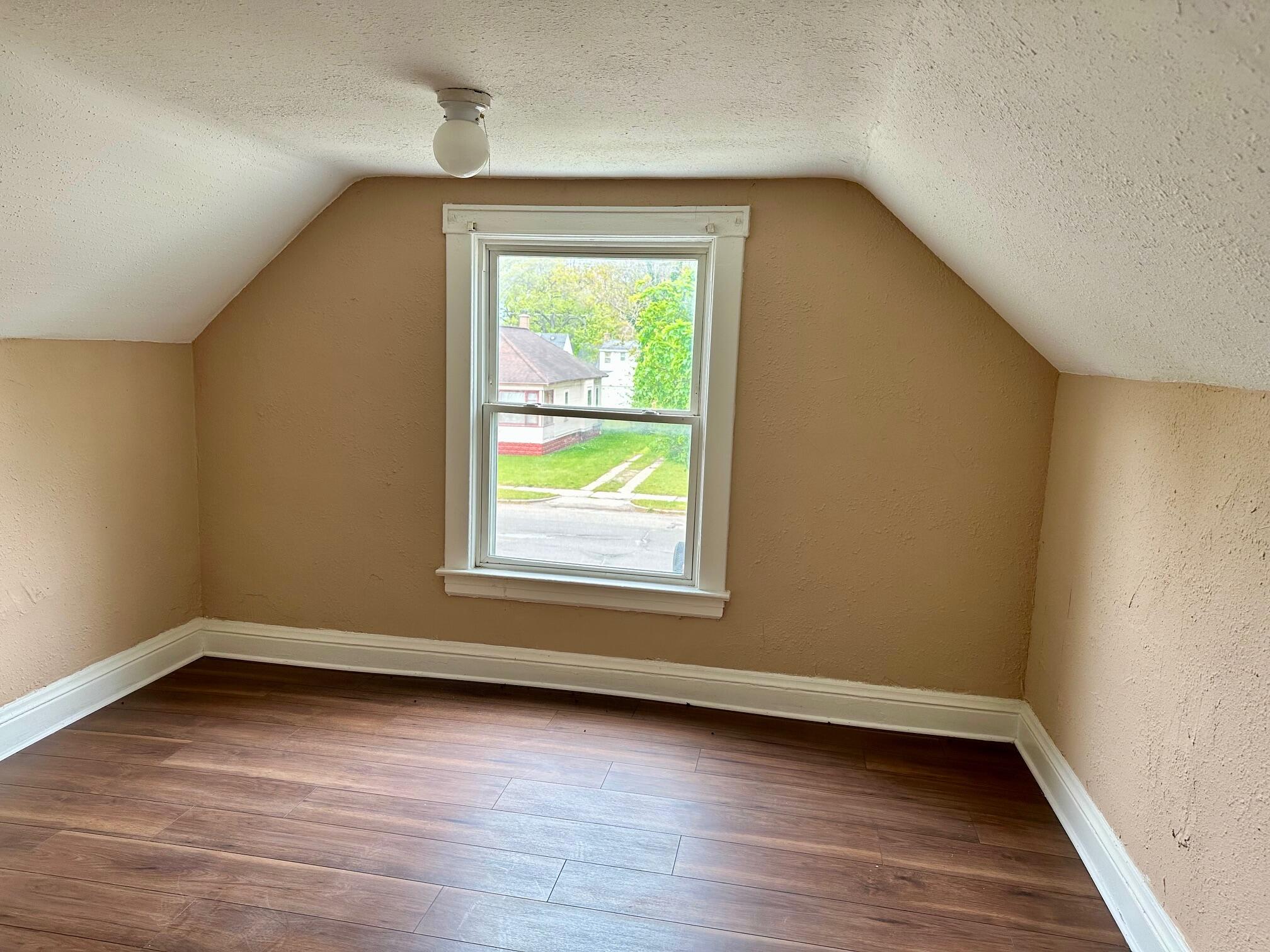 2128 Hoyt Street Muskegon MI 49444