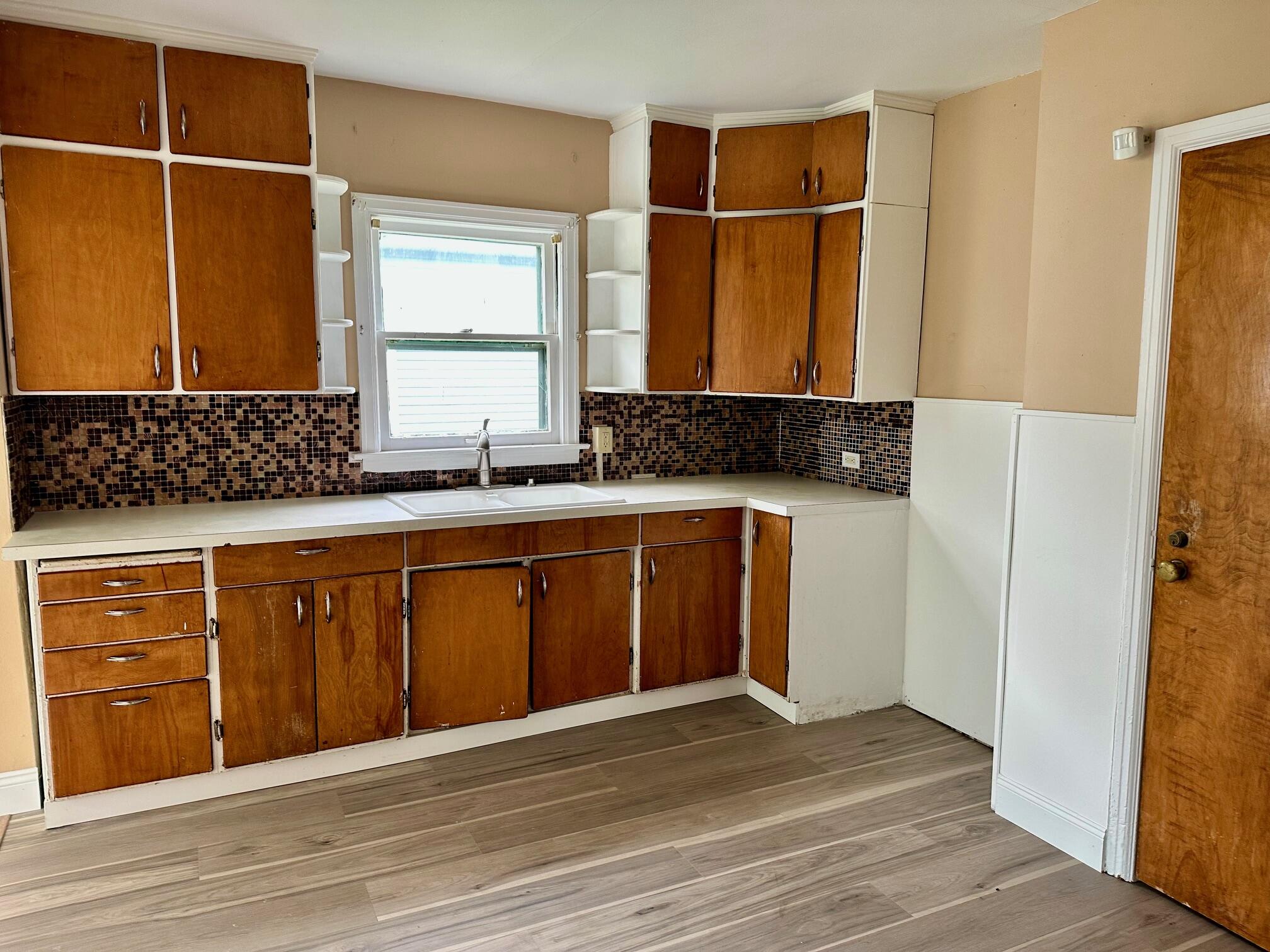 2128 Hoyt Street Muskegon MI 49444