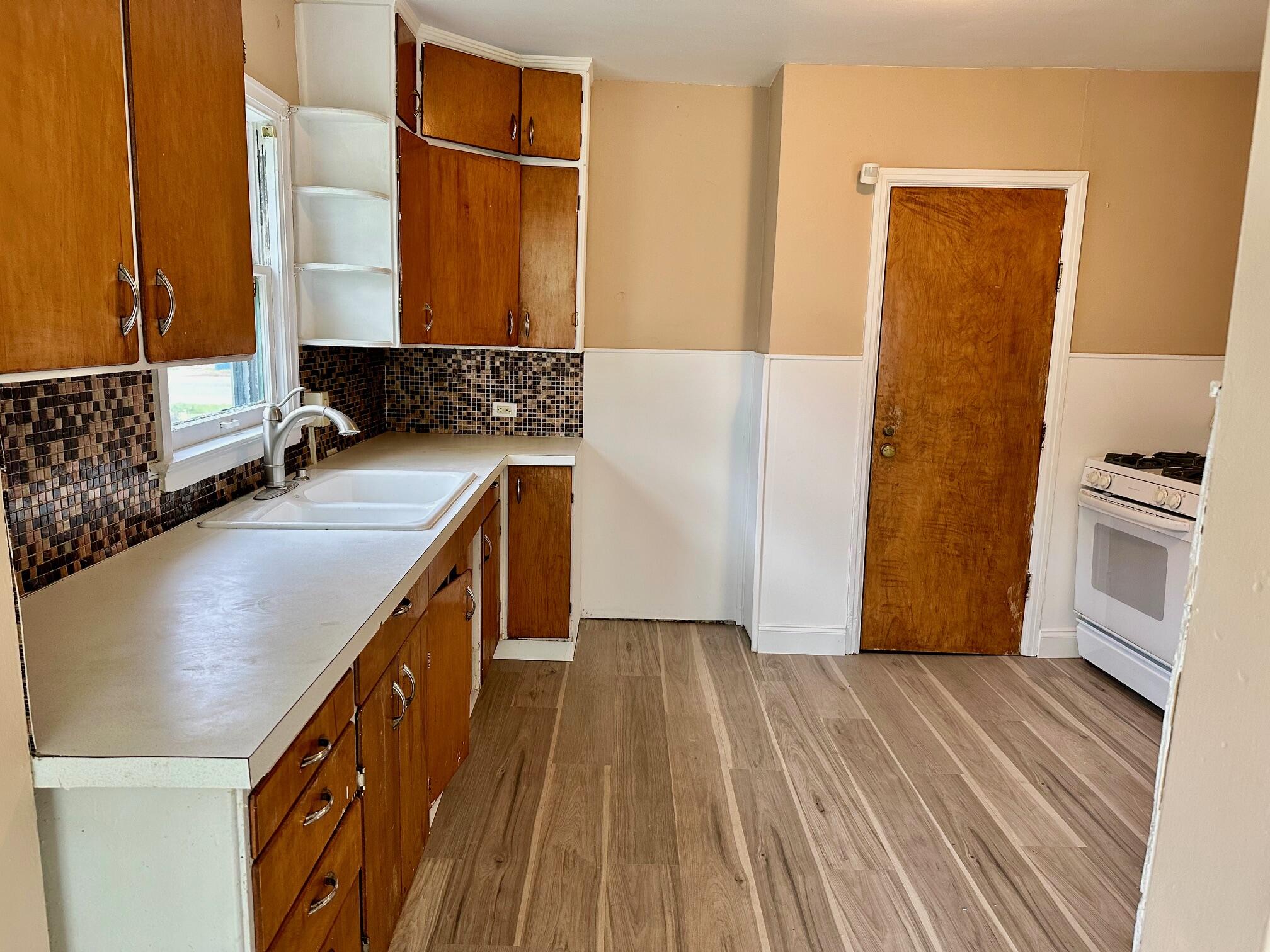 2128 Hoyt Street Muskegon MI 49444