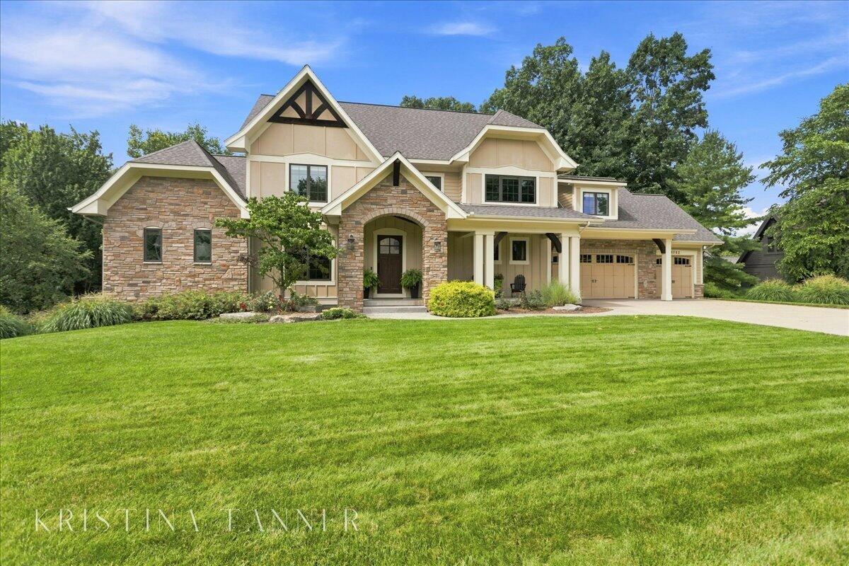5782 Manchester Hills Drive SE Grand Rapids MI 49546