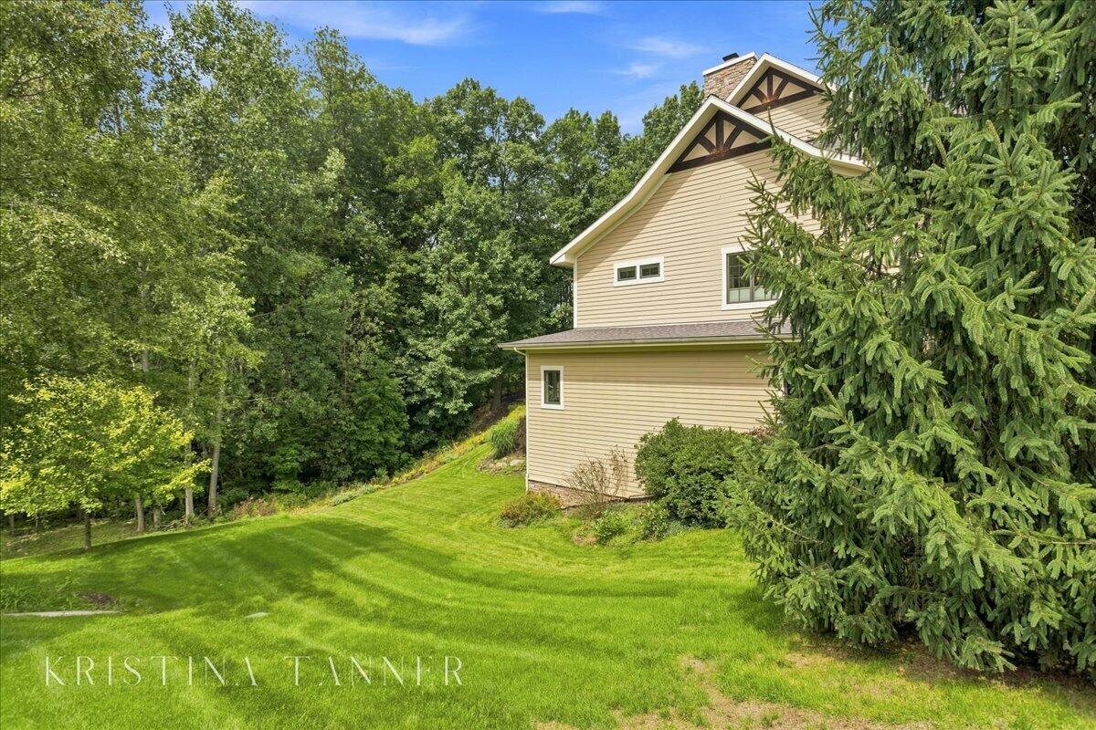5782 Manchester Hills Drive SE Grand Rapids MI 49546