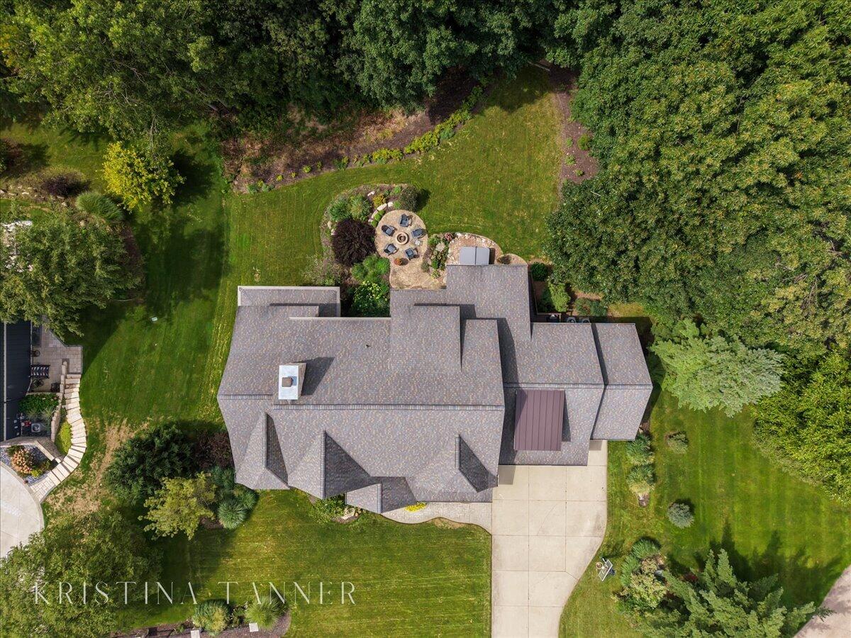 5782 Manchester Hills Drive SE Grand Rapids MI 49546