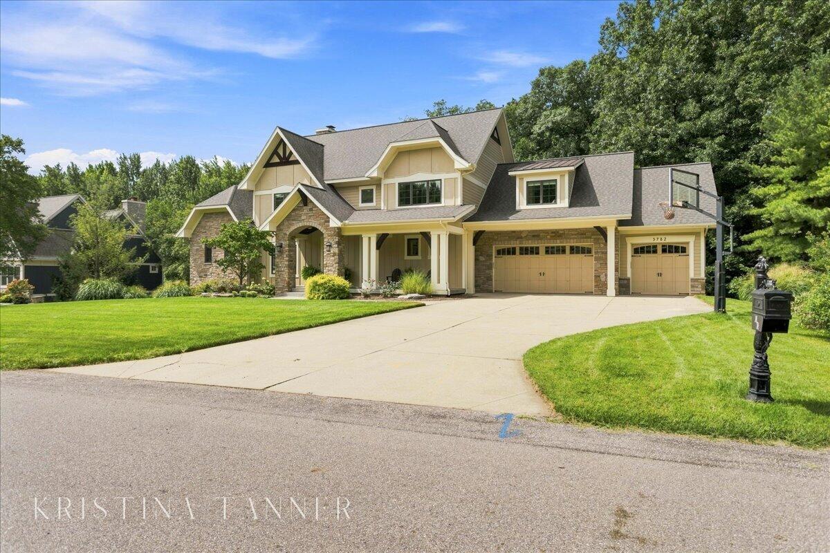 5782 Manchester Hills Drive SE Grand Rapids MI 49546